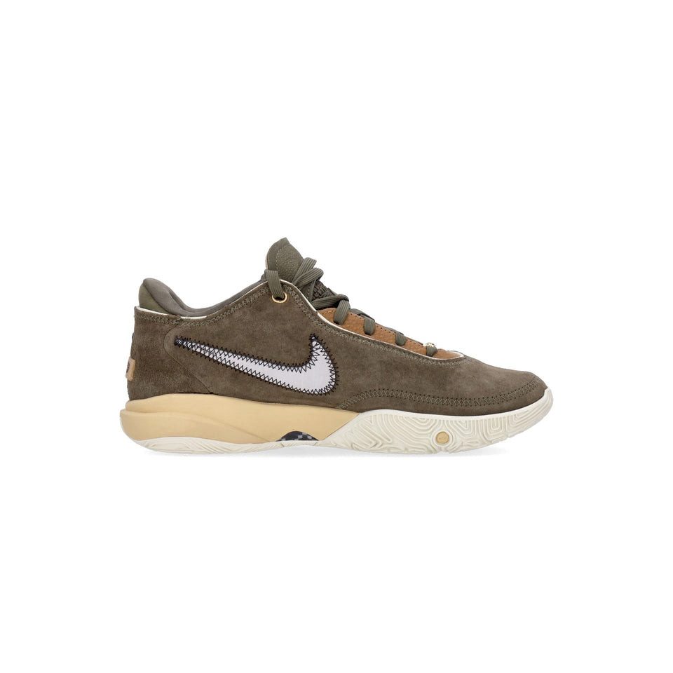 Sneakers Nike LeBron 20 Olive Green - EUR 44,5 Exklusive Sneaker limitierte Auflage