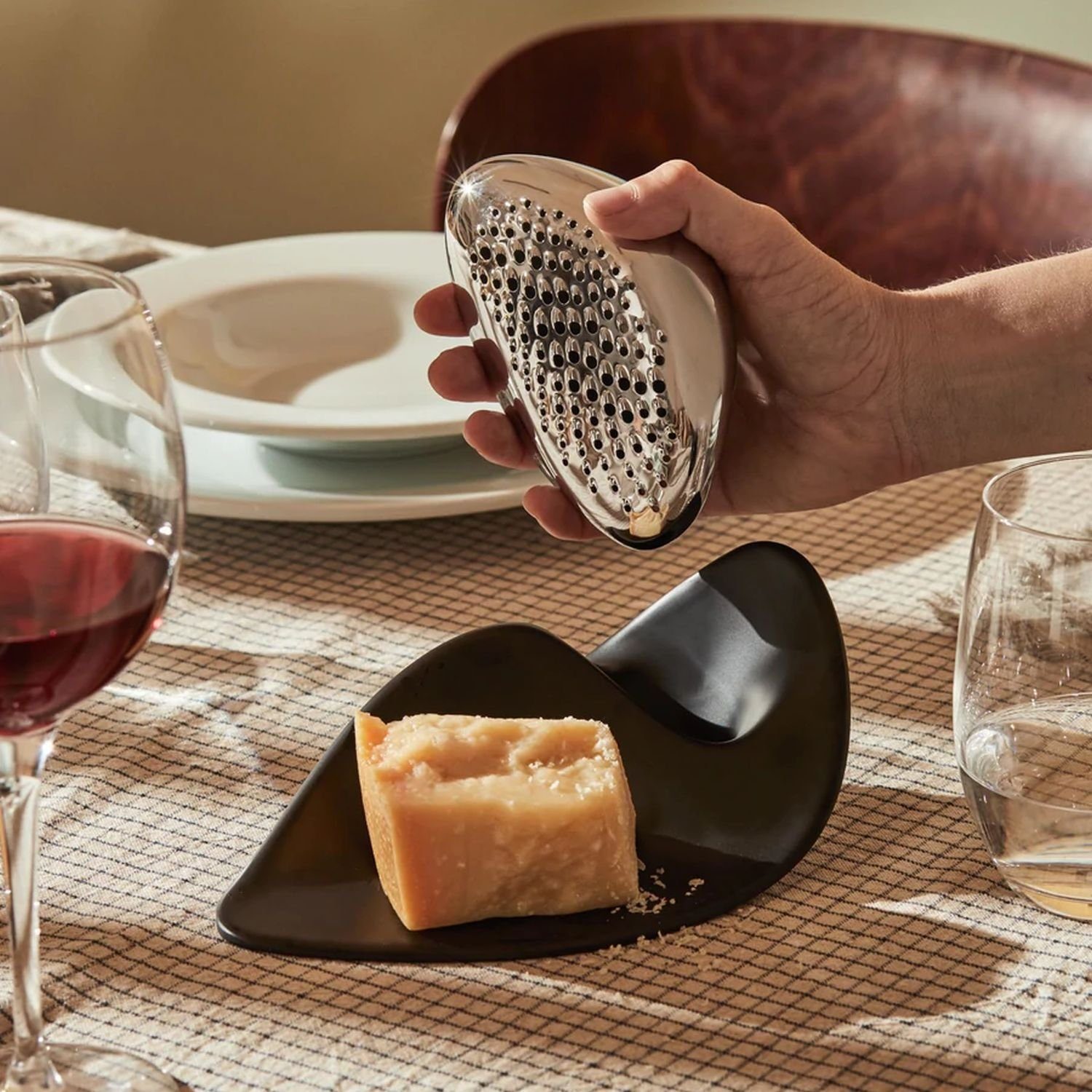 Alessi Käsereibe Forma, Edelstahl, Melaminharz
