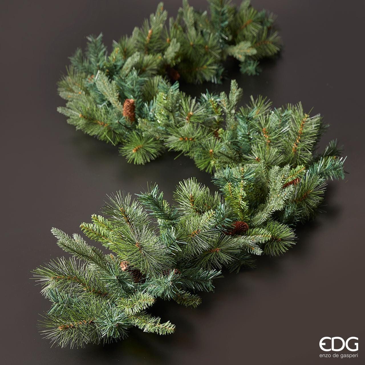 Kunstgirlande Girlande aus naturgetreuen Tannenzweigen Länge 280 cm Tanne, günstig online kaufen