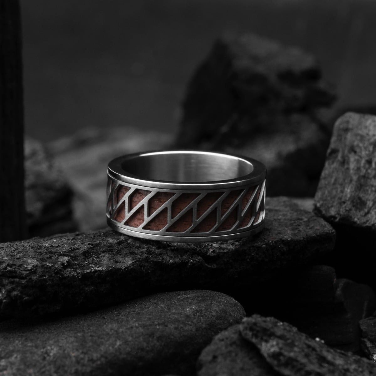 Holzkern Fingerring HerrenEdelstahl Bariton Walnuss/Silberfarben