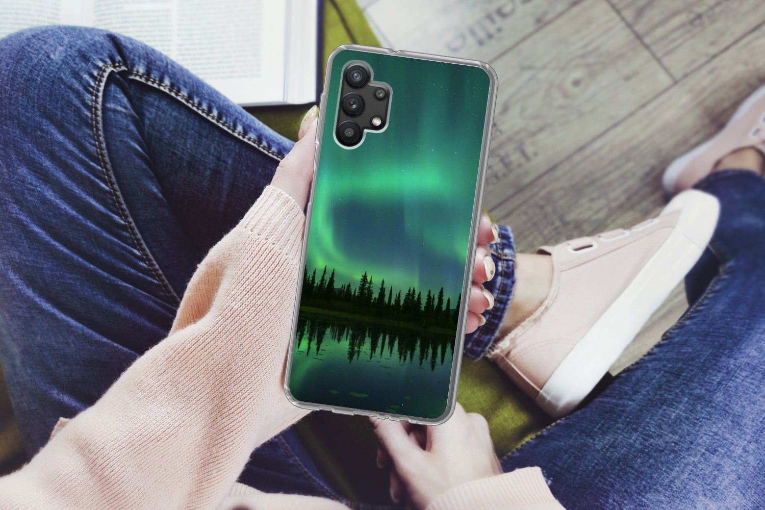 MuchoWow Handyhülle für Samsung Galaxy A32 5G Nordlicht - Bäume - Wasser - Alaska, Smartphone-Bumper, Print, Handy Schutzhülle Dünn