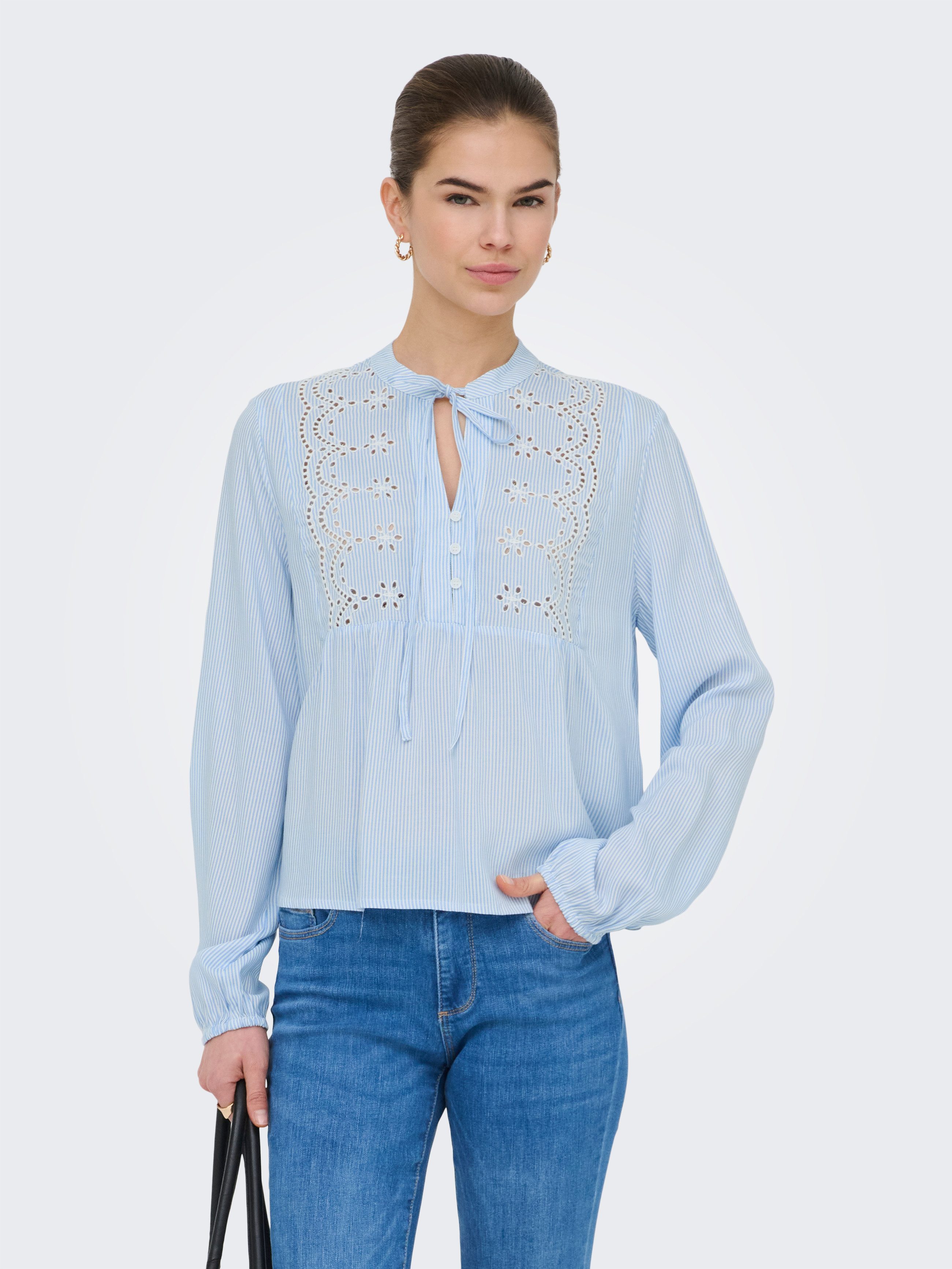 ONLY Langarmbluse ONLLENNYO LS EMBROID V-NECK TOP NOOS WVN