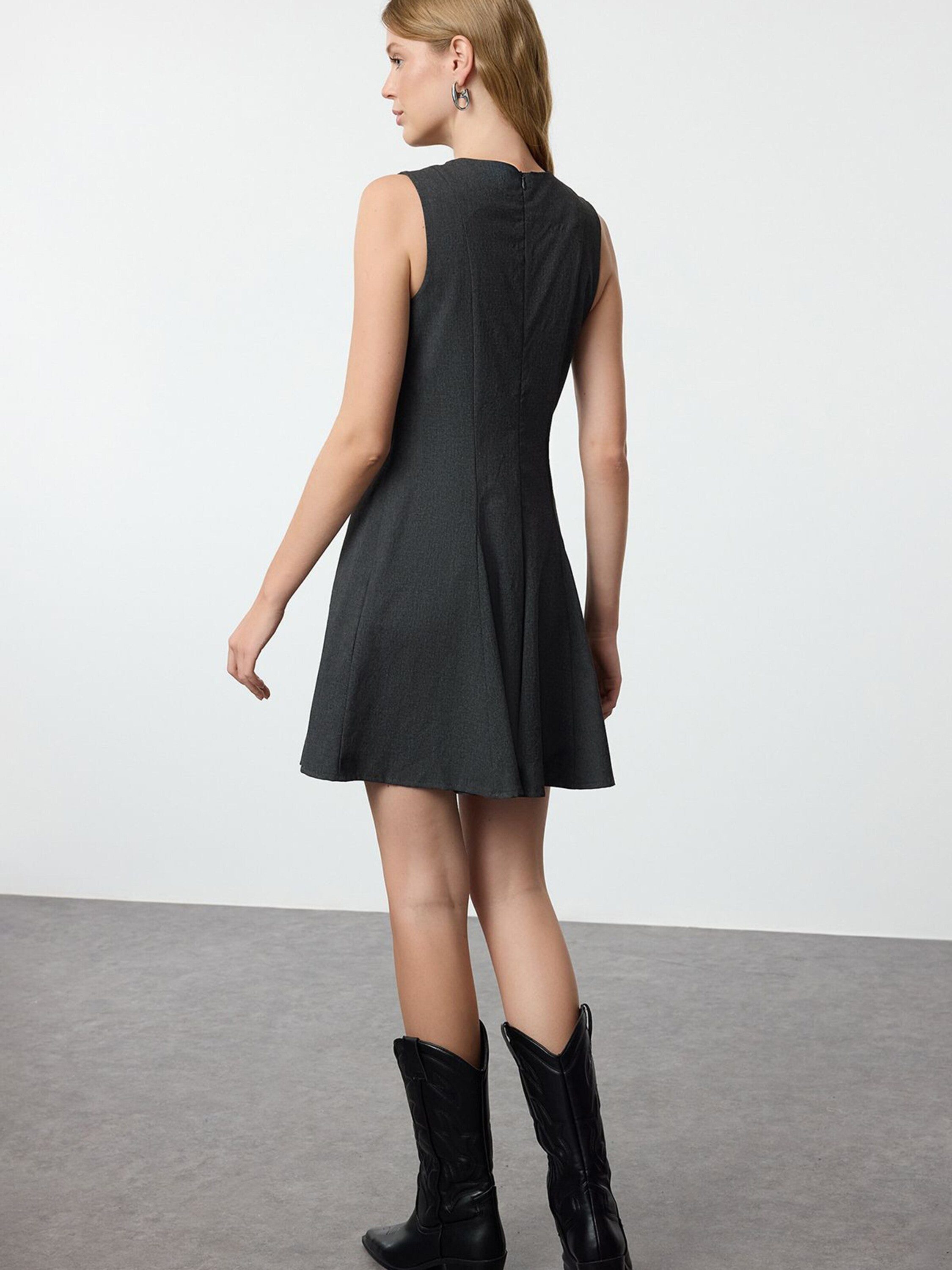 Trendyol Sommerkleid (1-tlg) Falten