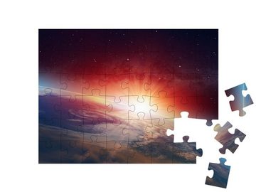 puzzleYOU Puzzle Der Planet Erde mit einem schönen Sonnenuntergang, 48 Puzzleteile, puzzleYOU-Kollektionen Weltraum, Universum