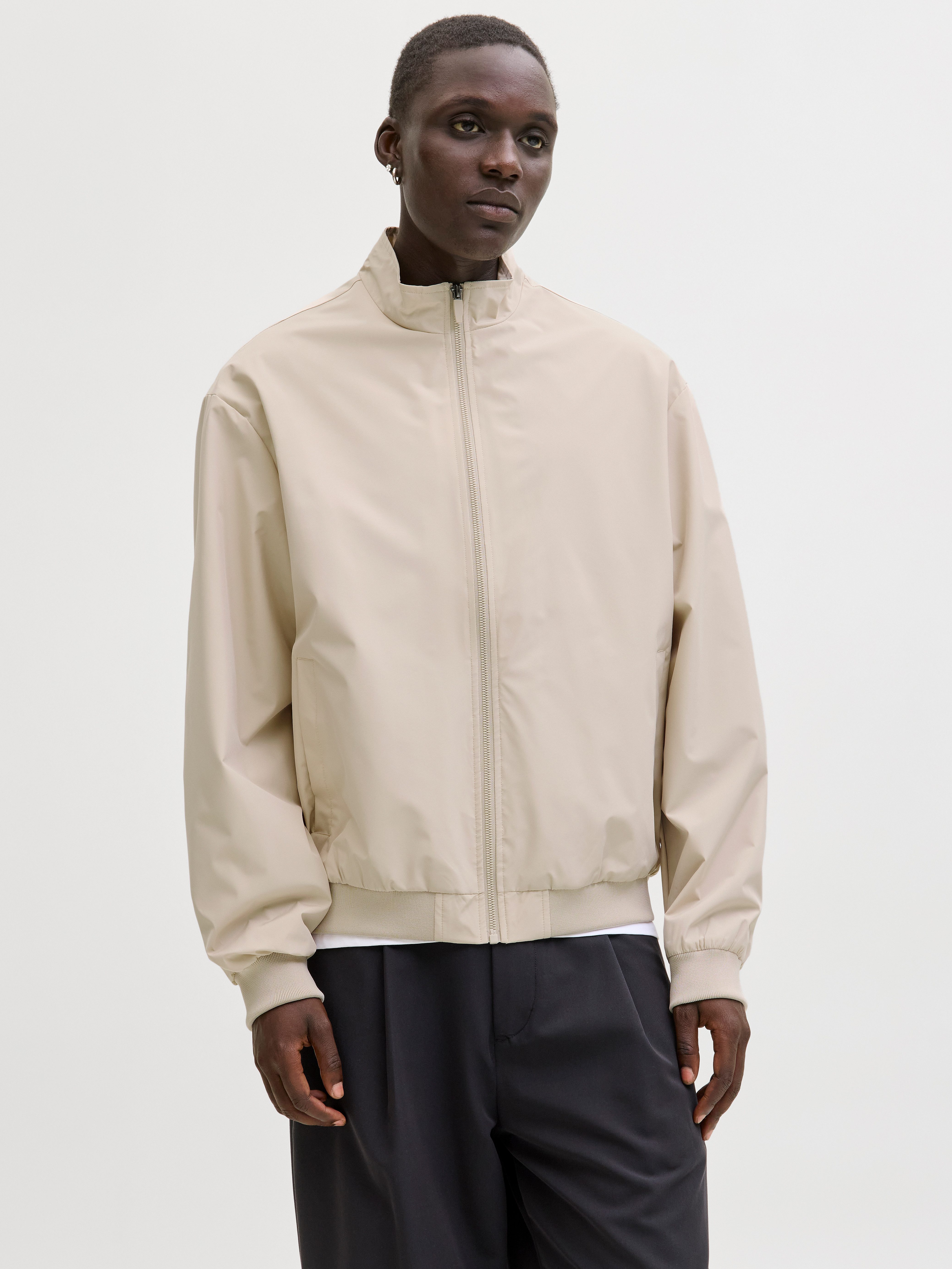 Jack & Jones Bomberjacke JJECHARGE STAND COLLAR BOMBER NOOS mit Stehkragen günstig online kaufen