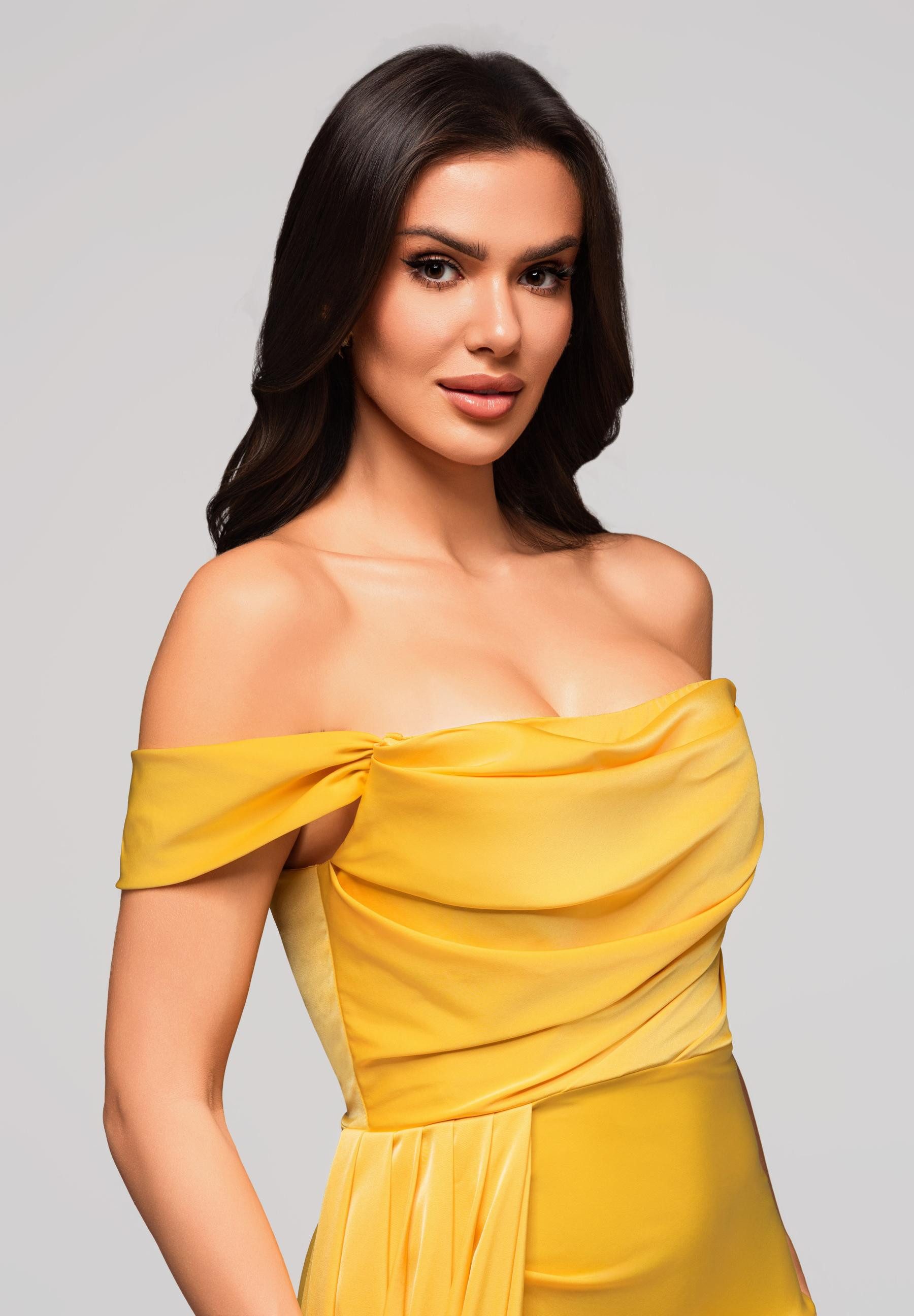 OMBRE Abendkleid Elegantes Abendkleid mit Schulterfreiheit günstig online kaufen