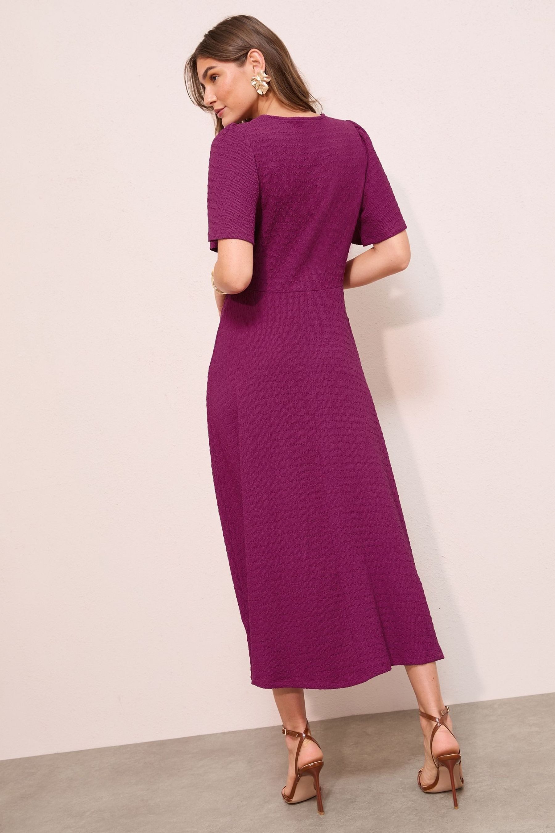 Friends Like These Midikleid Friends Like These Midikleid mit weiten Ärmeln günstig online kaufen