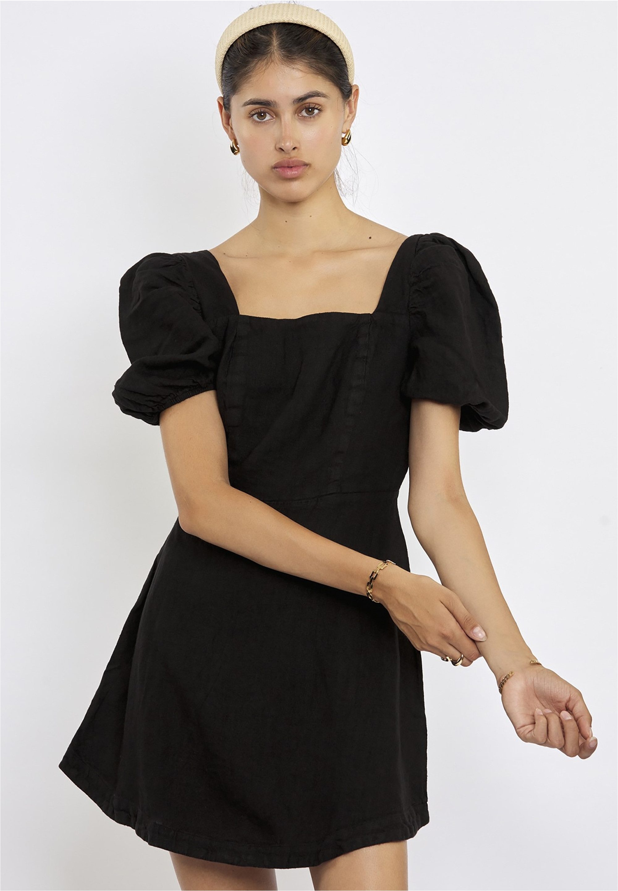 freshlions Jerseykleid Bella (1-tlg) im femininen Design günstig online kaufen