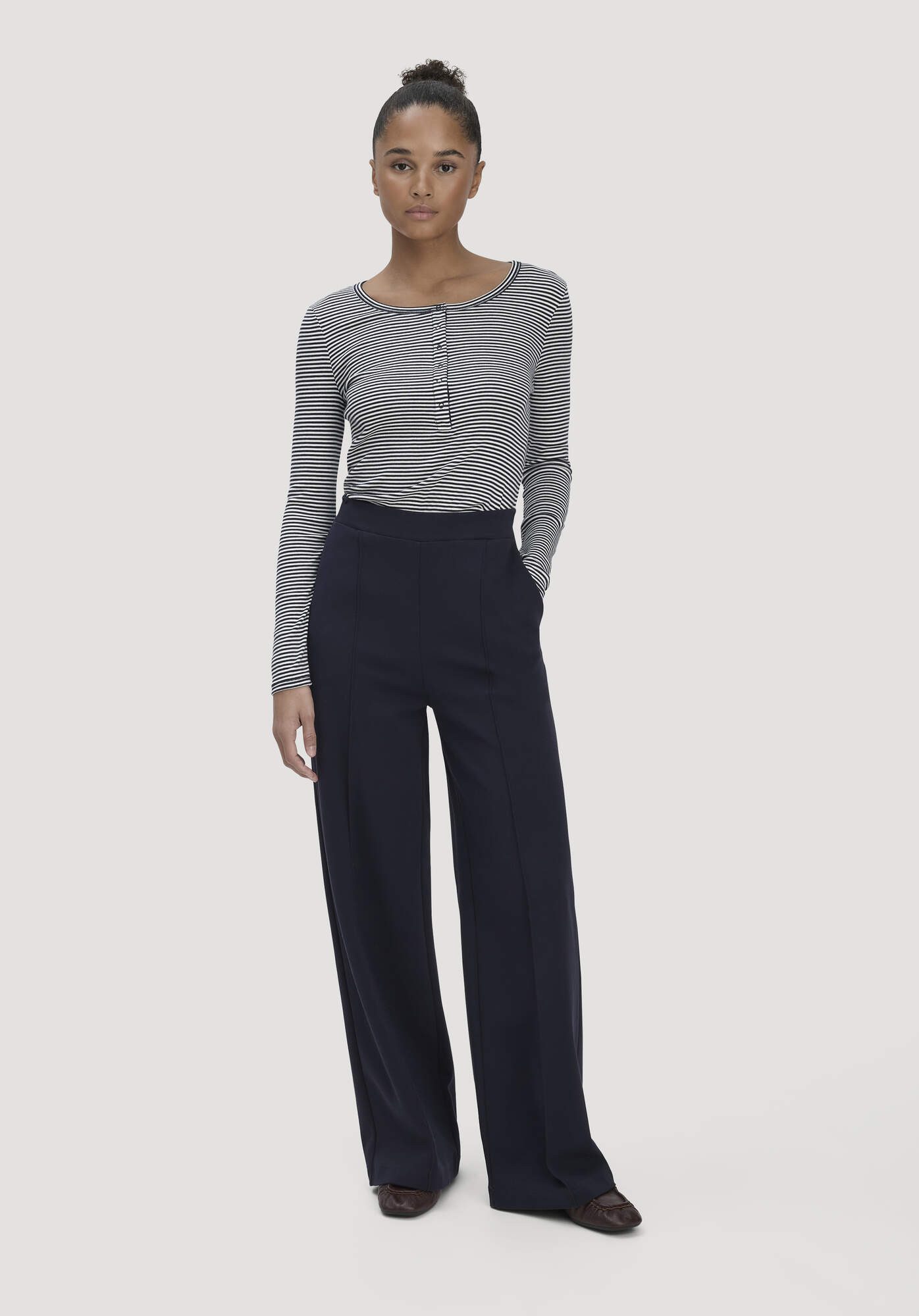 Hessnatur Jerseyhose Relaxed Wide Leg aus Bio-Baumwolle (1-tlg)