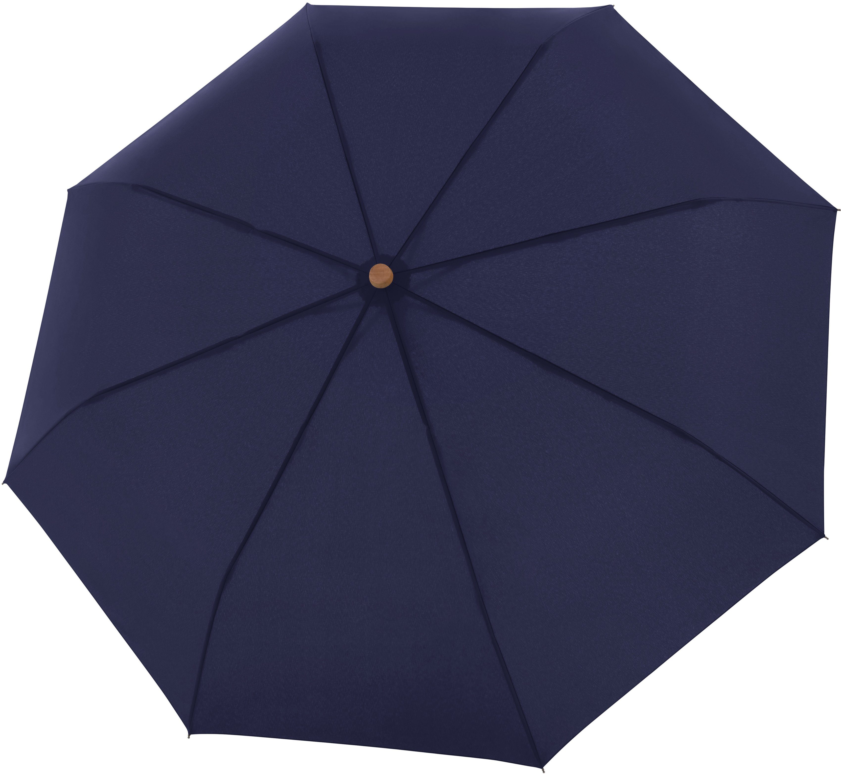 doppler® Taschenregenschirm nature Magic, blue, weltweit Griff aus Wald aus schützt mit recyceltem - deep Material FSC®