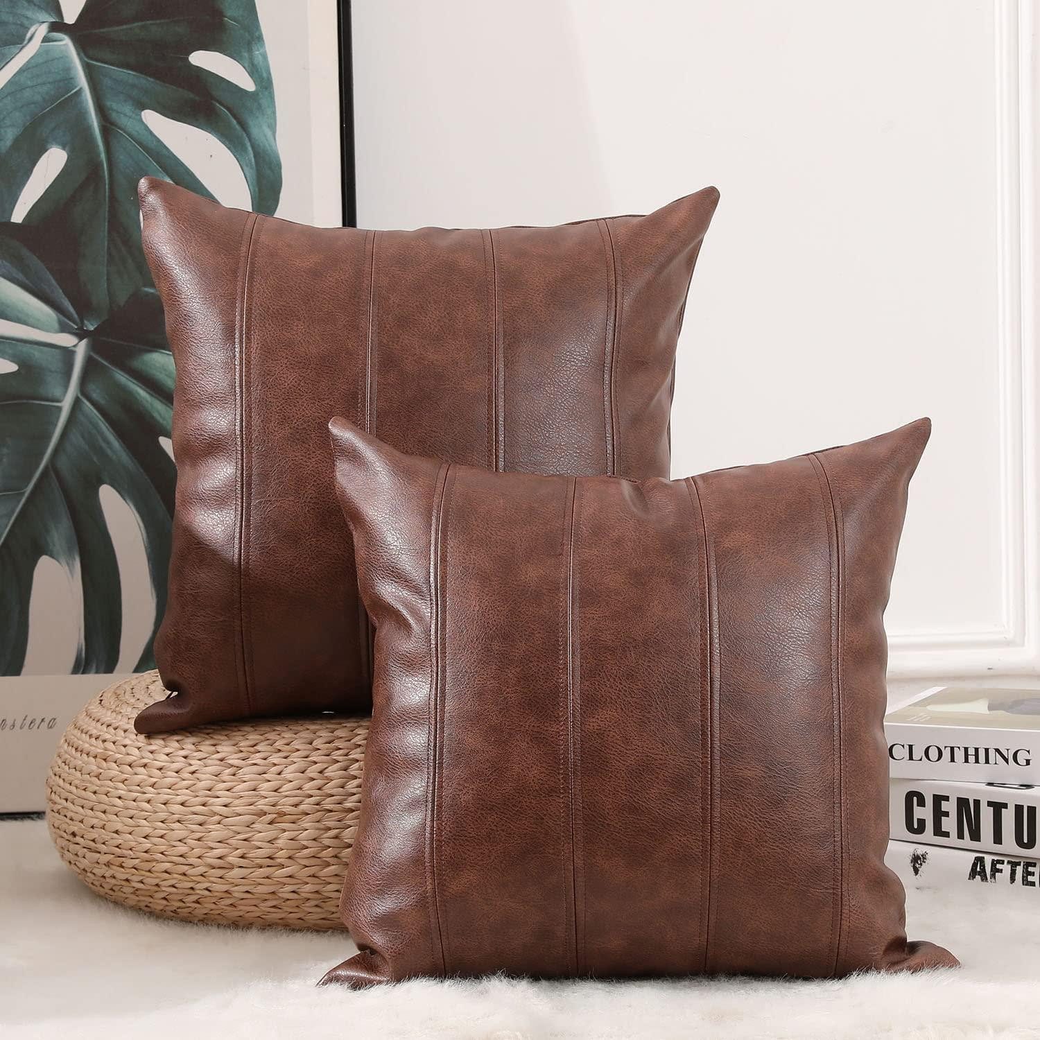 LuxusKollektion Kissenbezug Kissenbezug 40x40 cm Gestreift Dunkelbraun 2er-Set in Lederoptik, (2 Stück)