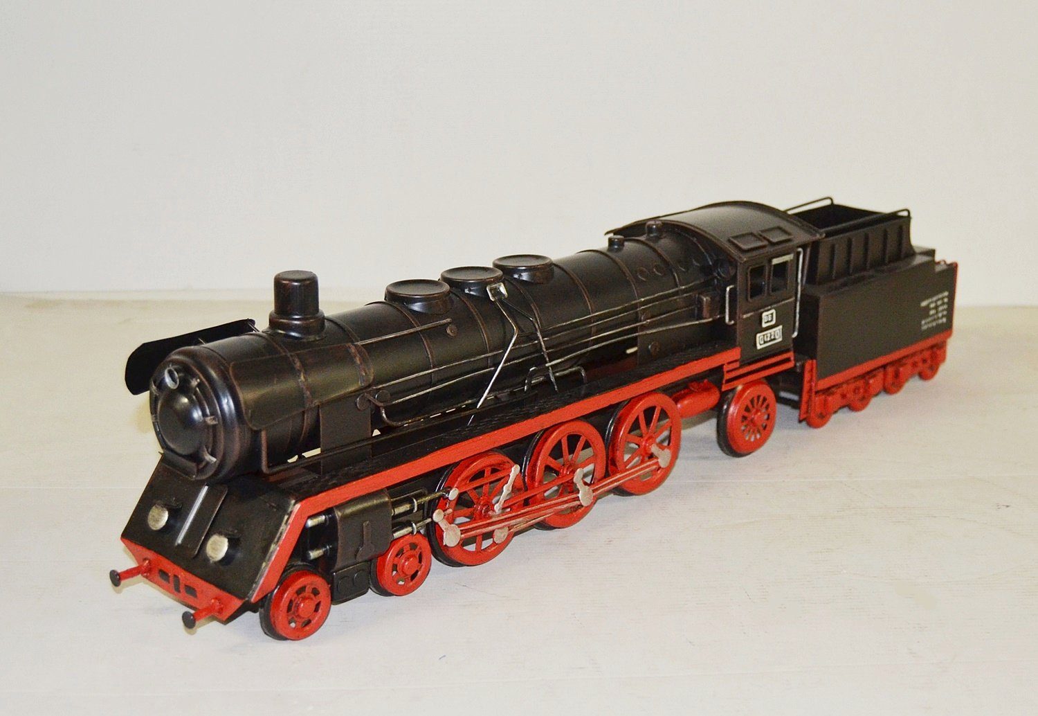 JS GartenDeko Modelleisenbahn-Figur Blechmodell Dampflok Oldtimer Dampflokomotive Typ DB 001 L 62 cm
