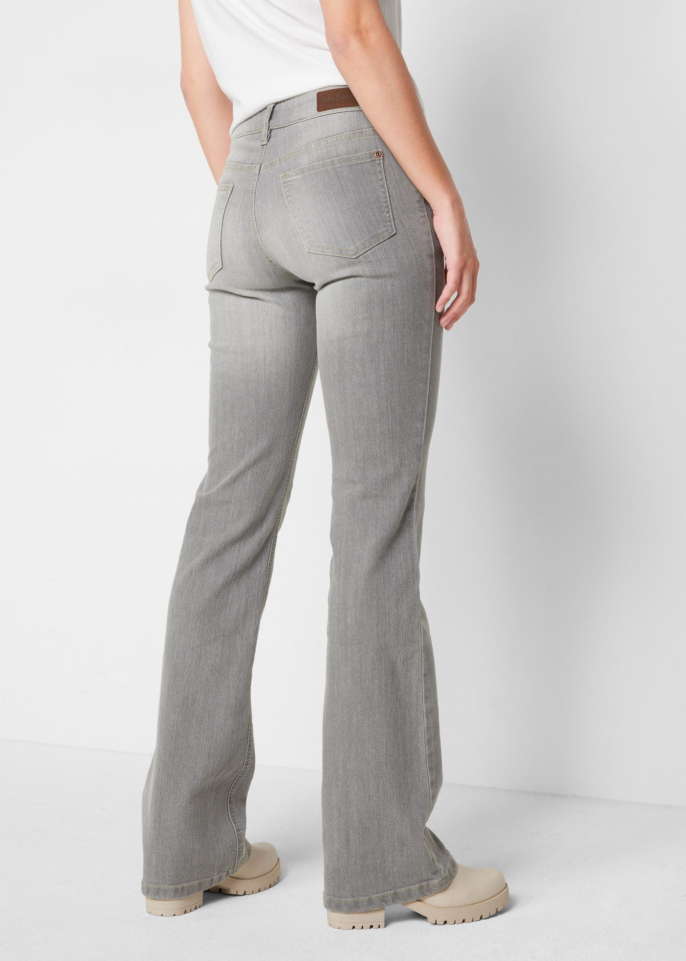 bonprix Bootcut-Jeans im Five-Pocket Style und dezentem Used-Look günstig online kaufen