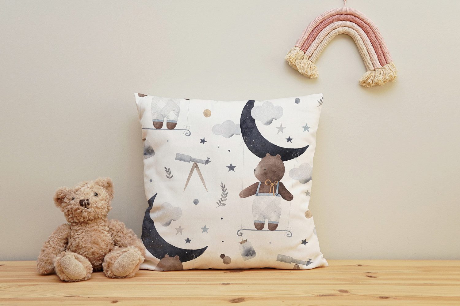 queence Dekokissen Bär am Sternenhimmel, Kissenhülle mit HD Premium Druck, geruchsneutral, 40x40cm