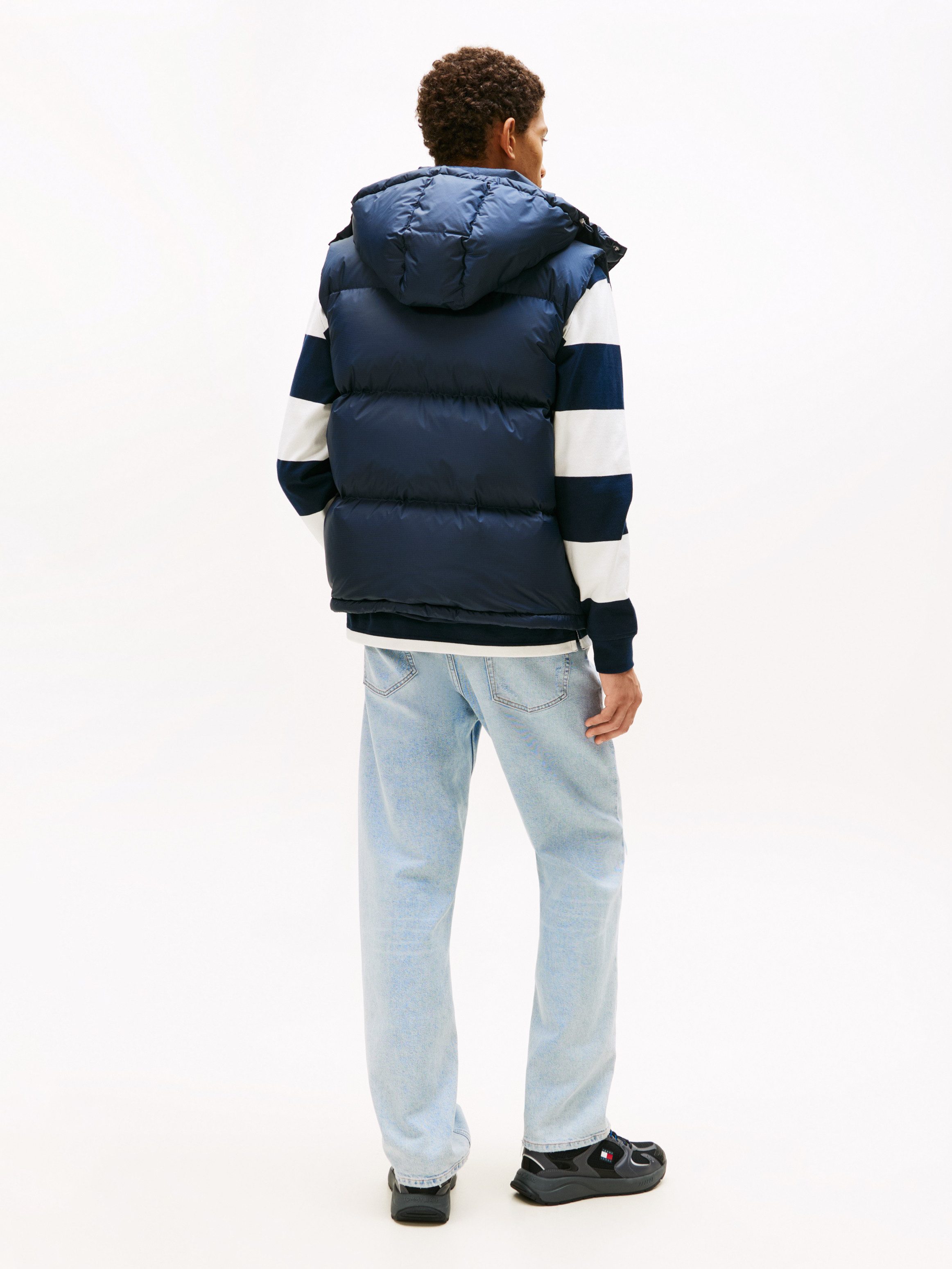 Tommy Jeans Steppweste ALASKA DOWN VEST Regular fit mit abnehmbarer Kapuze