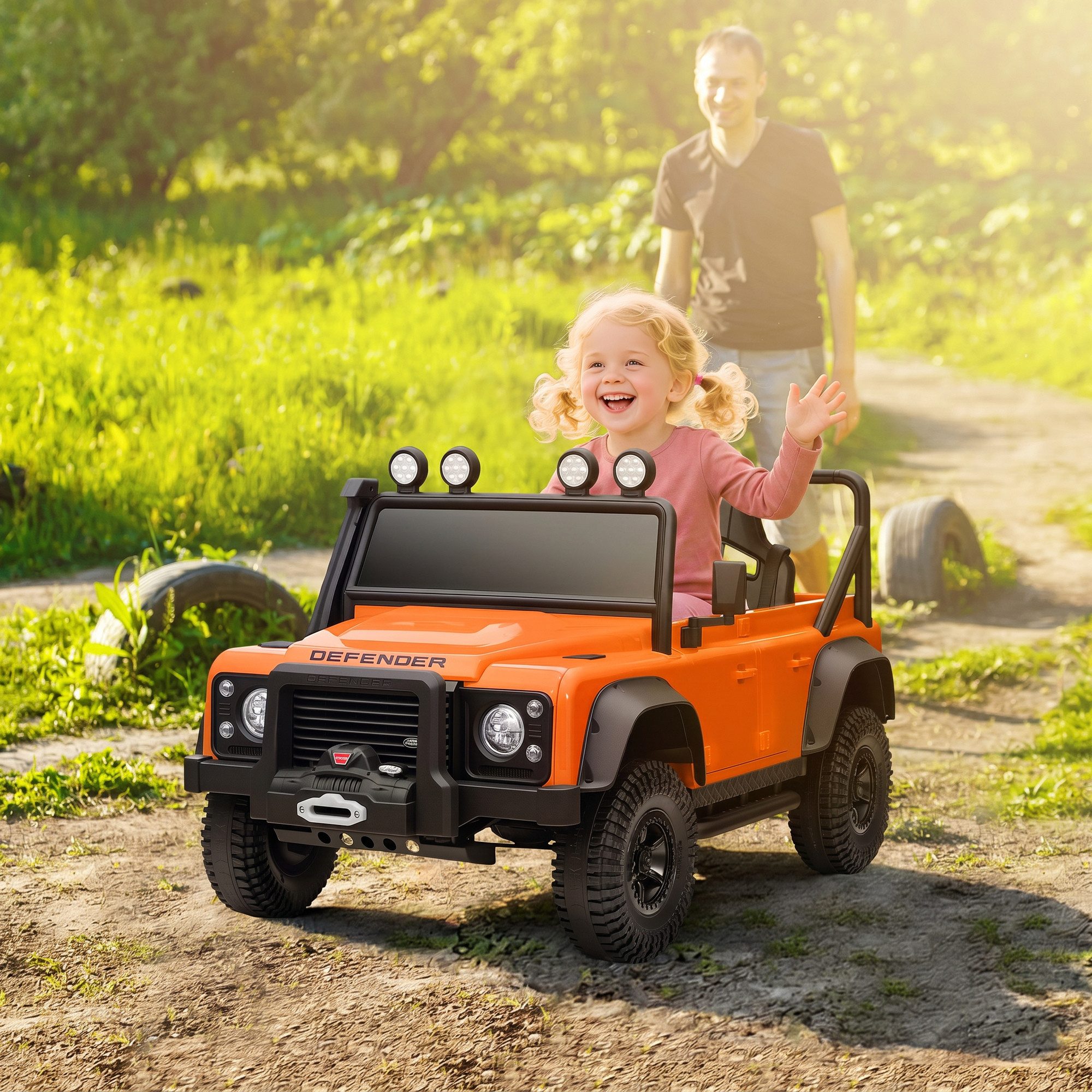 AIYAPLAY Elektro-Kinderauto Land Rover Defender 110 SVX 12V 7Ah mit Fernbedienung, 2 Motor, Belastbarkeit 30 kg, (1-tlg), für Kinder 3-5 Jahre Orange
