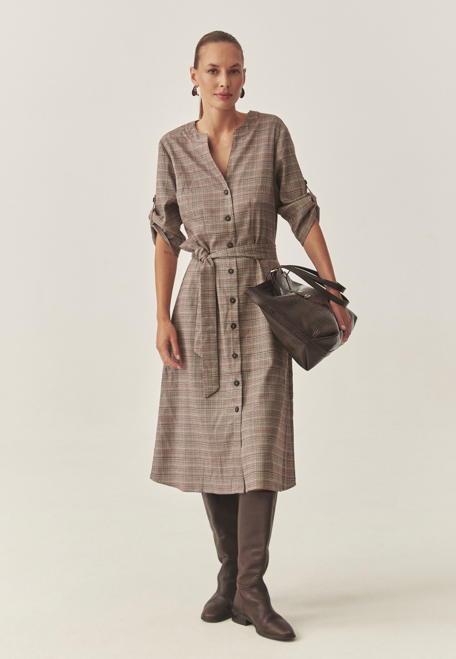 TATUUM Midikleid Kleid Aus Kariertem Stoff - Mankiri