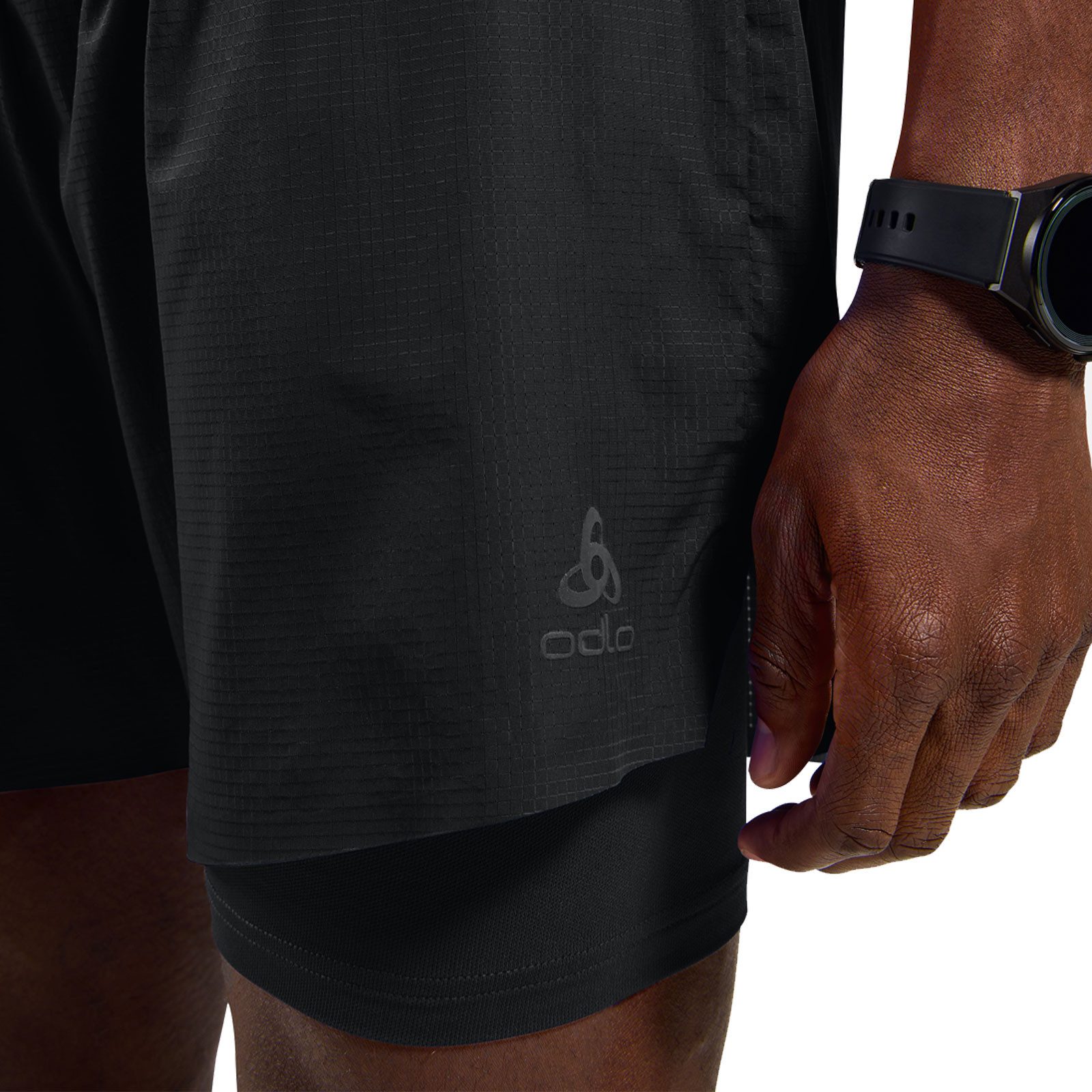 Odlo 2-in-1-Shorts Zeroweight 5 Inch 2-in-1-Laufshorts 2.1 Men 324222-15000 Leichte Runningshort mit Sprinter