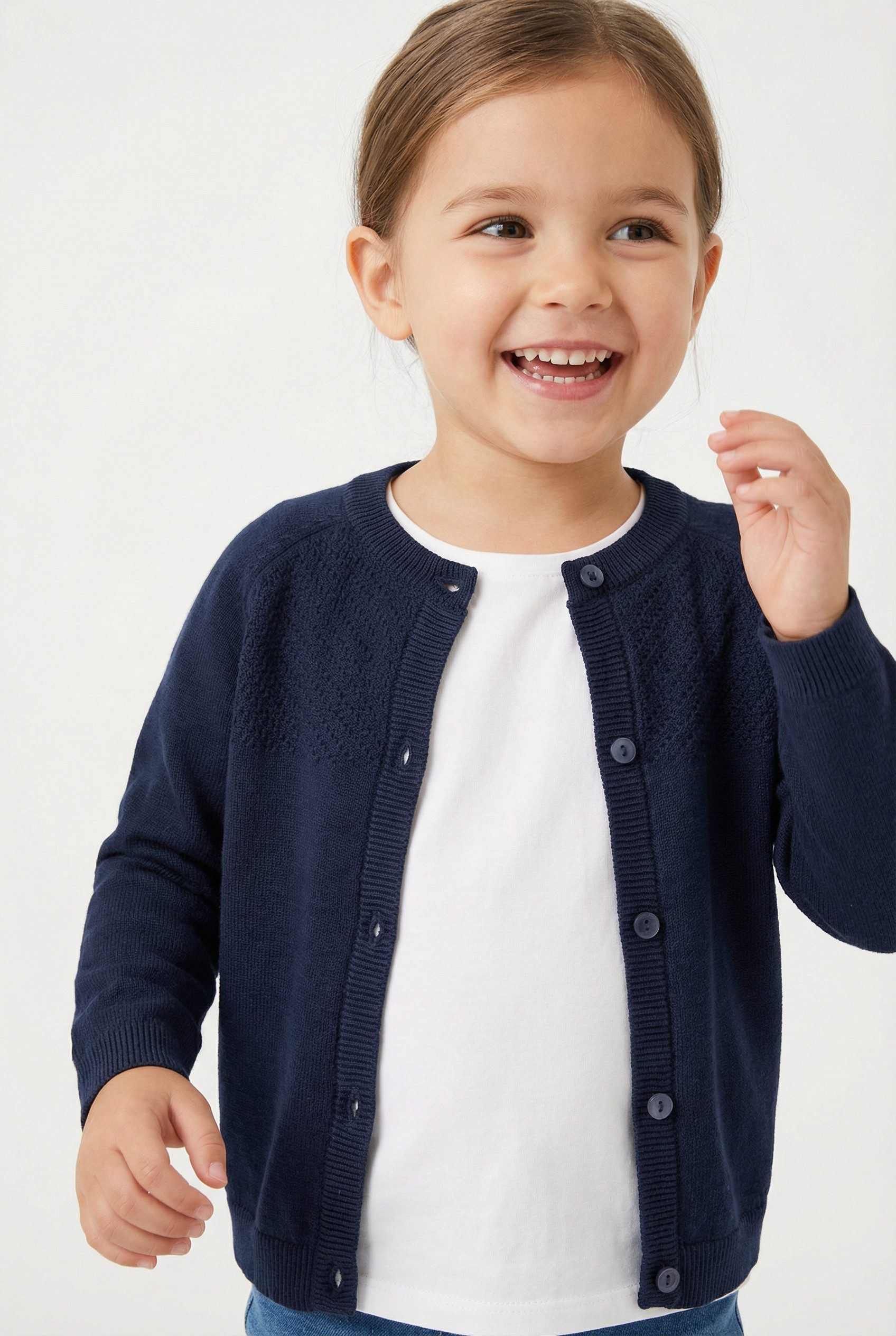 happy girls Strickjacke mit hochwertigem Strickmuster im vorderen Brustbereich – Bild 2 von 5