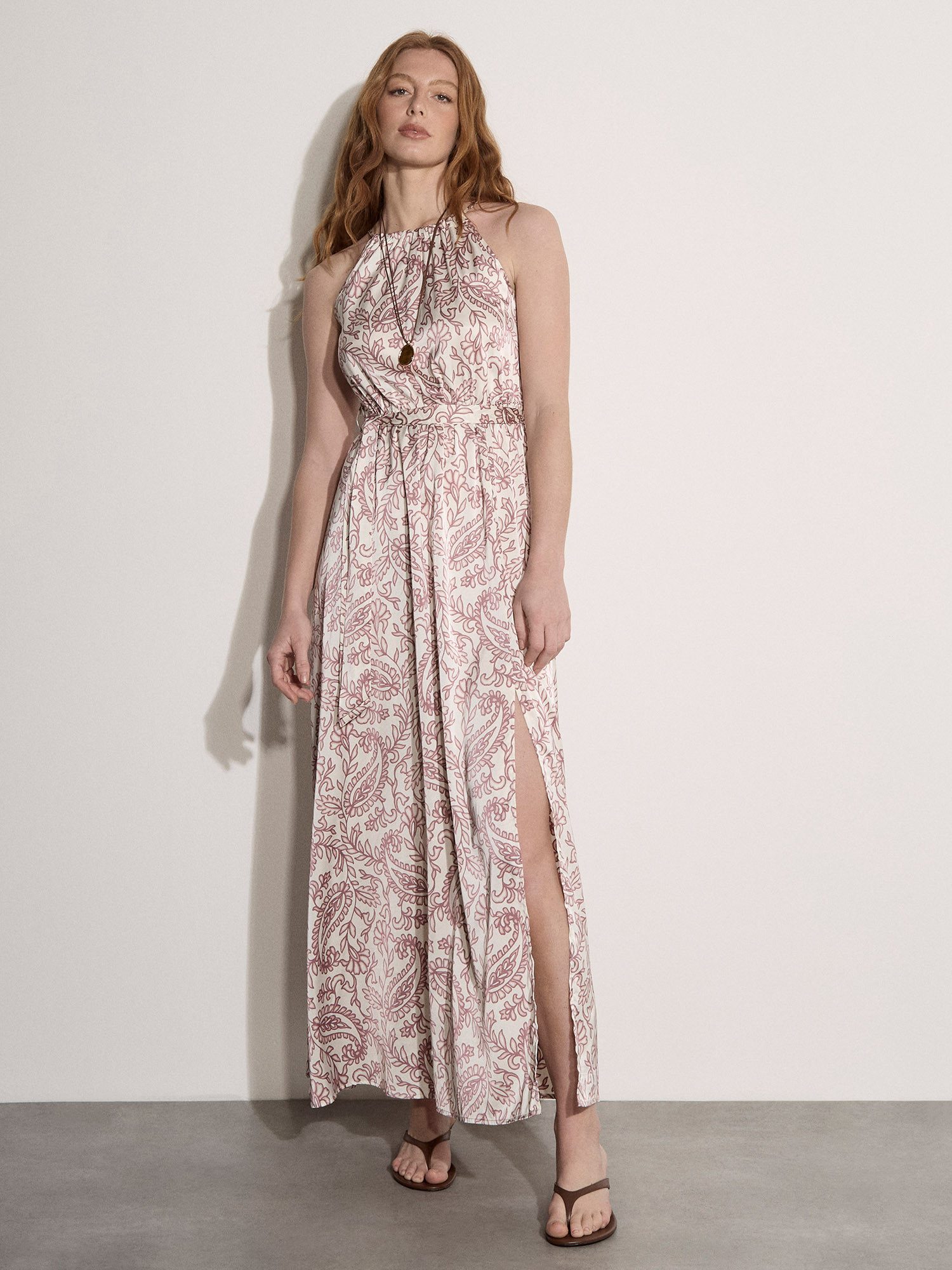 Apricot Maxikleid Maxikleid aus Satin mit Paisley-Print