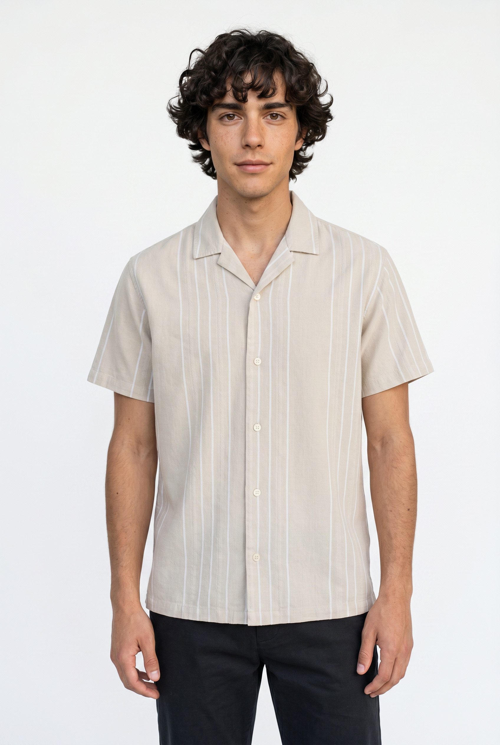 Jack & Jones Kurzarmhemd JPRBLARIVER LINEN BL. DOBBY SS SHIRT SN mit Resort Kragen