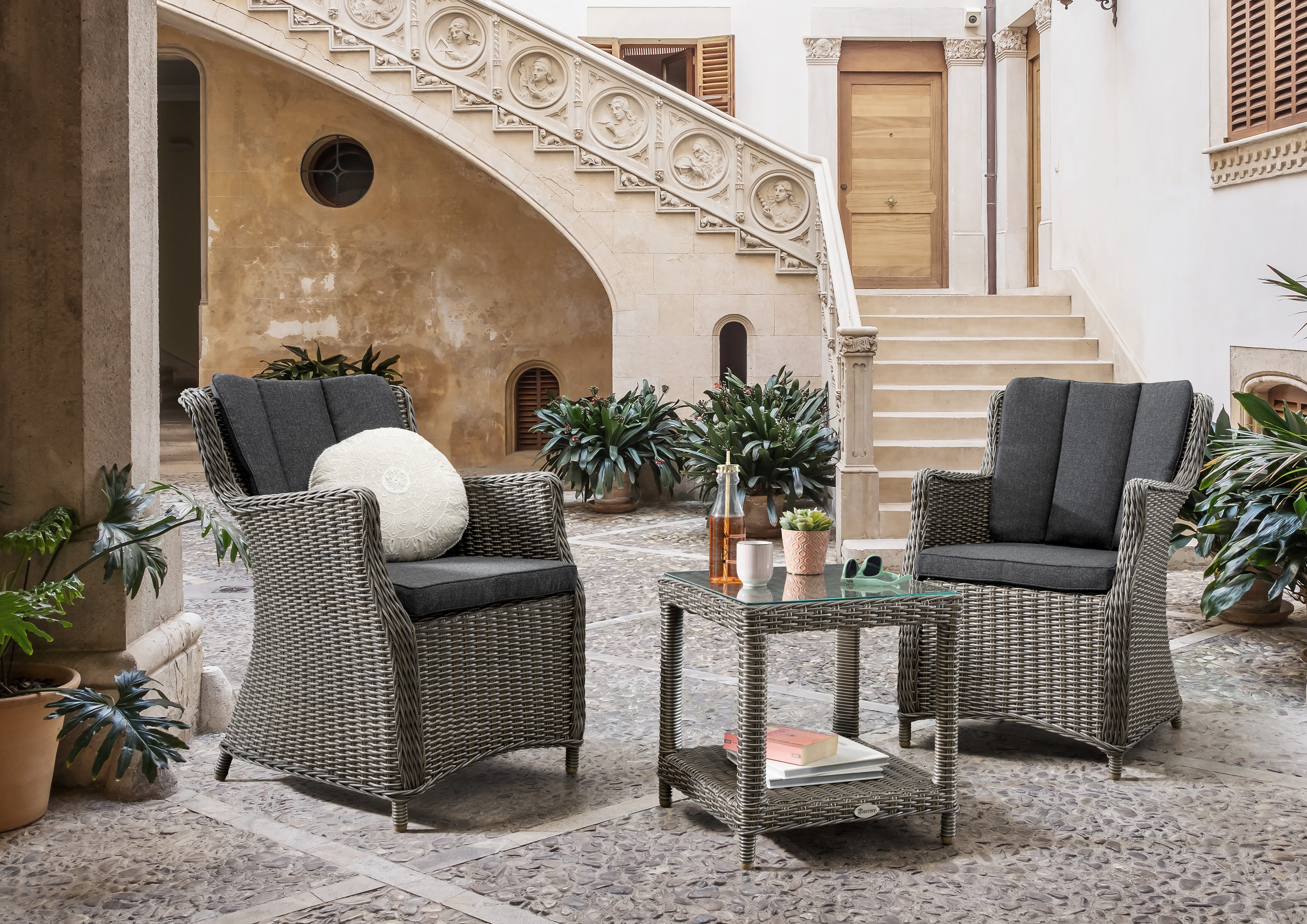Destiny Balkonset LUNA MERANO, (Set, 3-tlg., 1 Beistelltisch, 2 Кресла), (Set, 7-tlg., 2 Кресла, 1 Tisch 46x47x50cm) Aluminium, Polyrattan