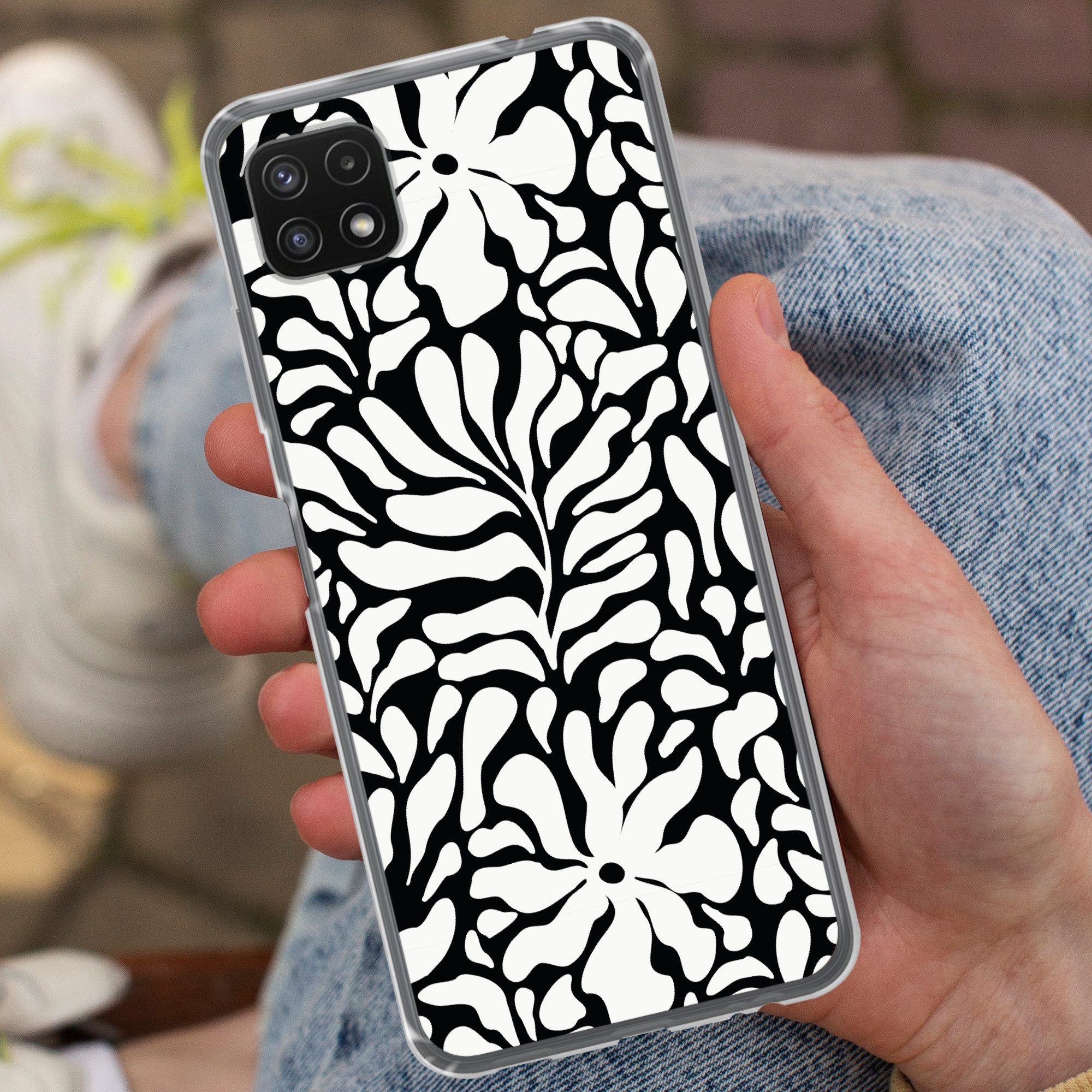 MuchoWow Handyhülle für Samsung Galaxy A22 5G Blumendruck - Schwarz - Weiß - Blätter, Smartphone-Bumper, Print, Handy Schutzhülle Dünn