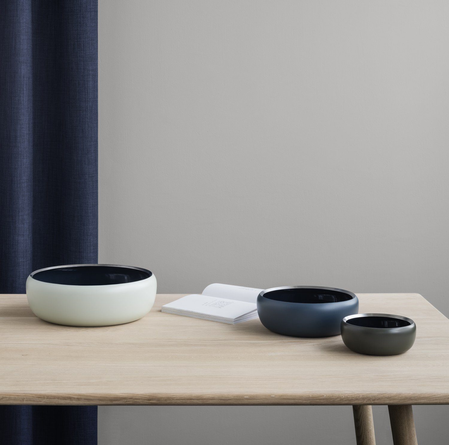 Stelton Obstschale Ora Mitternachtsblau 22 cm, Edelstahl mit Pulverbeschichtung