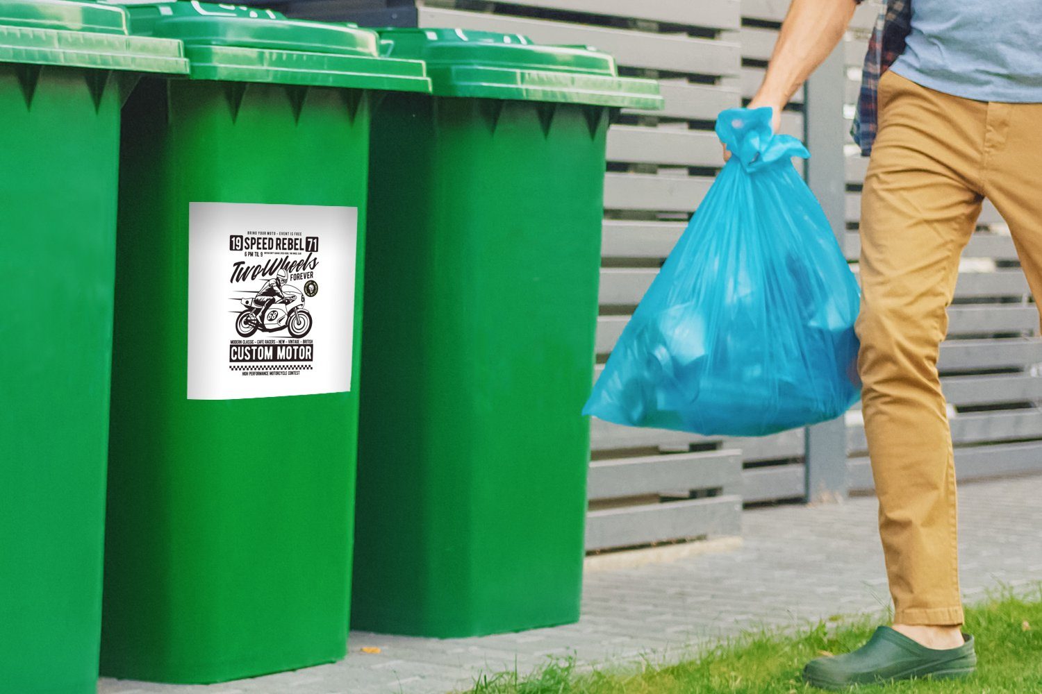 MuchoWow Wandsticker Motorrad - Mülltonne, Sticker, Mülleimer-aufkleber, - Abfalbehälter Helm Container, Retro St), (1