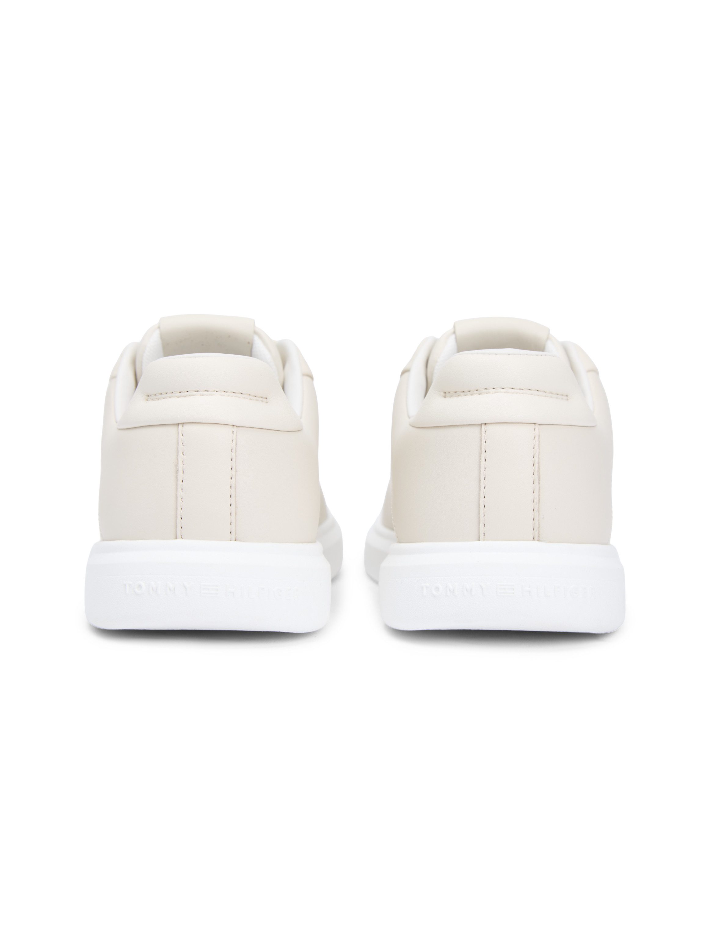 Tommy Hilfiger ICON COURT LIGHT WEIGHT SHINNY Plateausneaker Freizeitschuh, Halbschuh, Schnürer mit TH-Logo - klein ausfallend