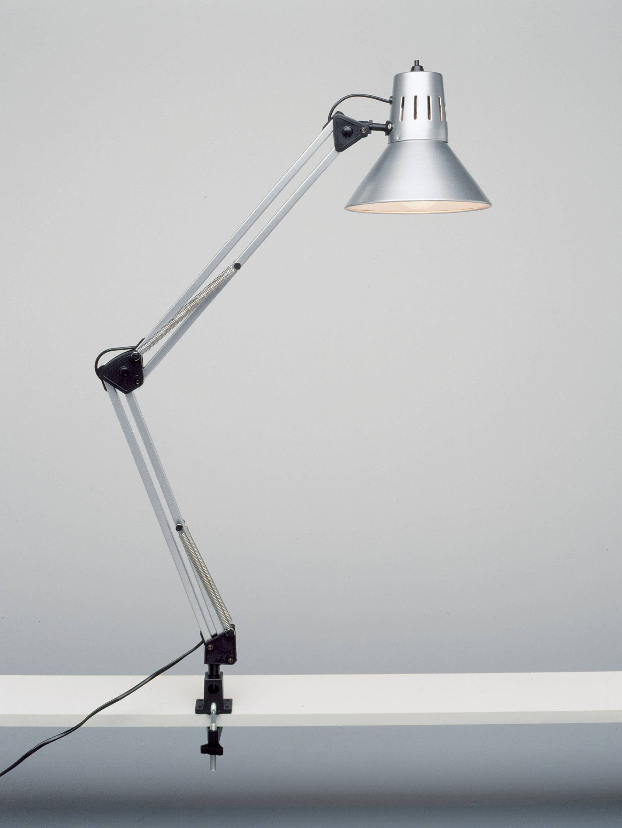 Brilliant Tischleuchte HOBBY, ohne Leuchtmittel, 70cm Höhe, E27 max. 40W, schwenkbar, Metall, Druckschalter