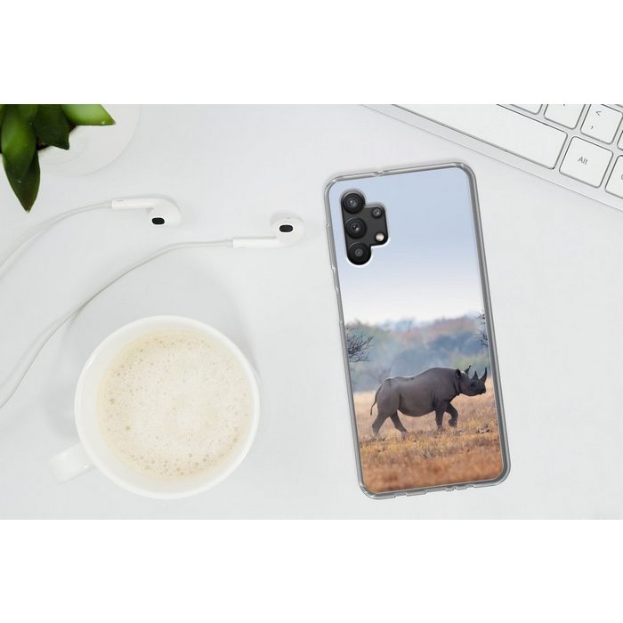 MuchoWow Handyhülle Nashorn - Bäume - Gras Handyhülle Samsung Galaxy A32 5G Smartphone-Bumper Print Handy UK9848