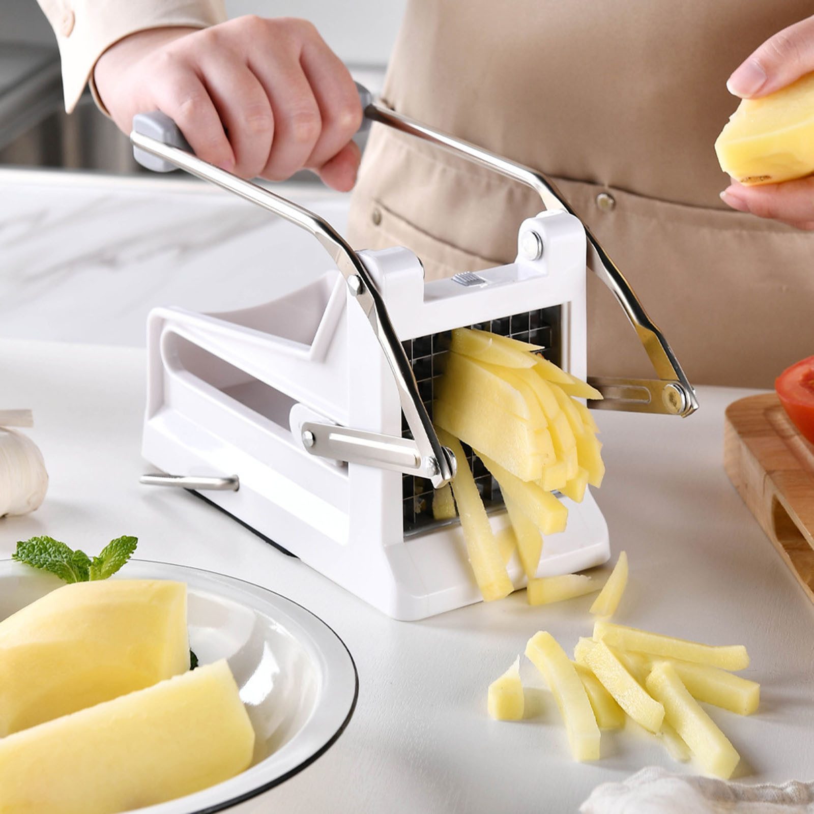 BlingBin Pommesschneider Kartoffelschneider mit 2 Austauschbaren Edelstahl Klingen für Pommes, (1er Set, 1-tlg., Produktgröße: 20 x 10 x 12 cm), Gemüseschneider mit Rutschfester Gummifuß, Pommes für 8/12 mm Sticks