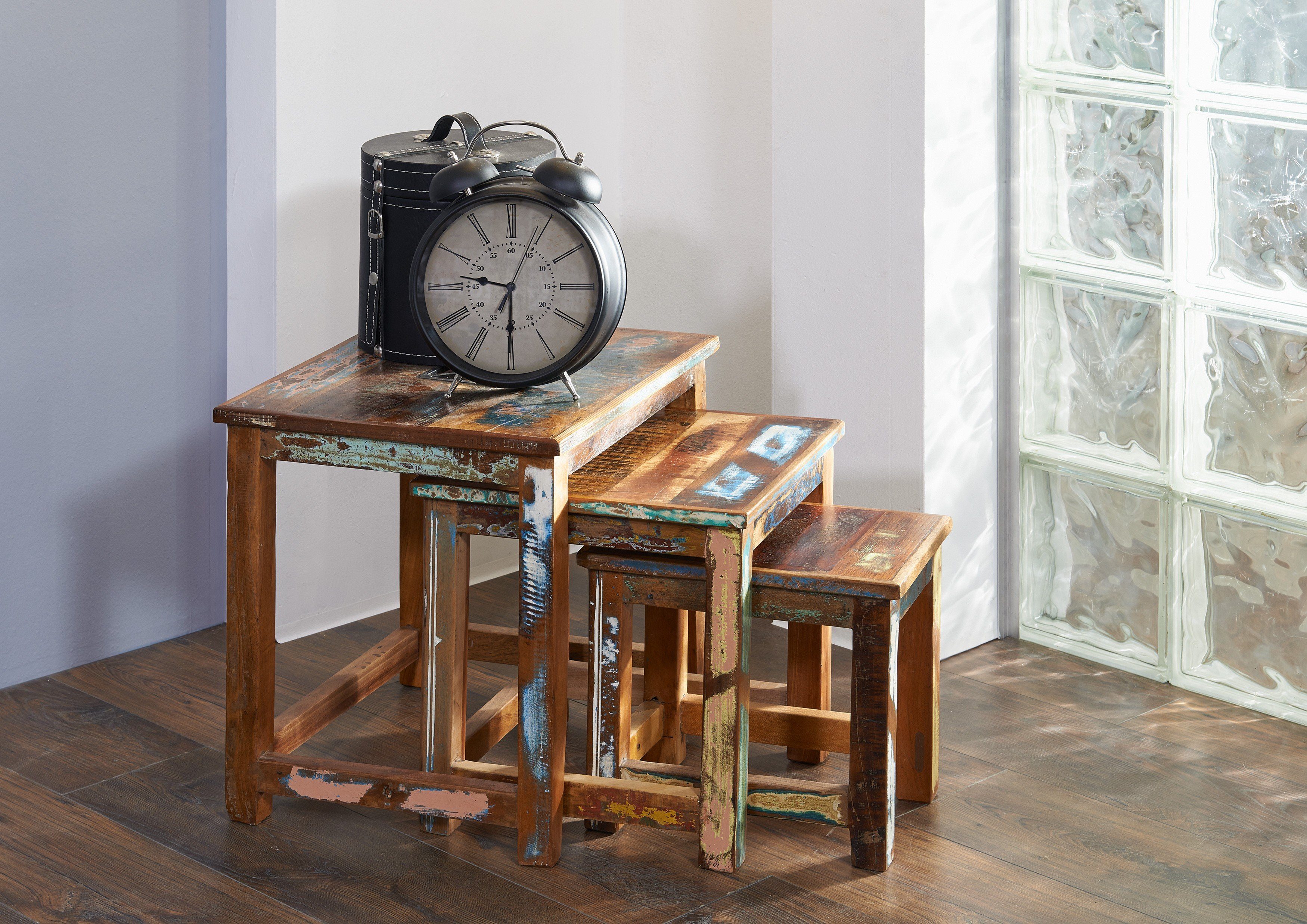 Massivmoebel24 Beistelltisch NATURE OF SPIRIT (48x40x46 Altholz montiert) günstig online kaufen