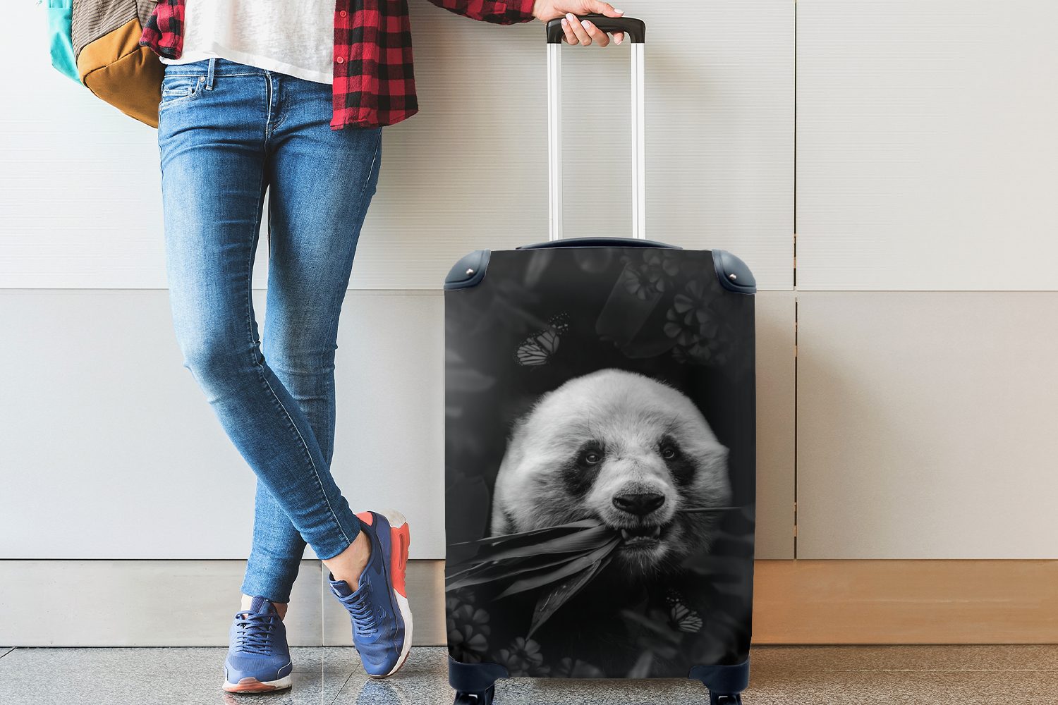 Panda im für Handgepäckkoffer MuchoWow mit weiß, Reisekoffer Ferien, 4 Blätter frisst Dschungel und - Trolley, Handgepäck Reisetasche rollen, Rollen, schwarz