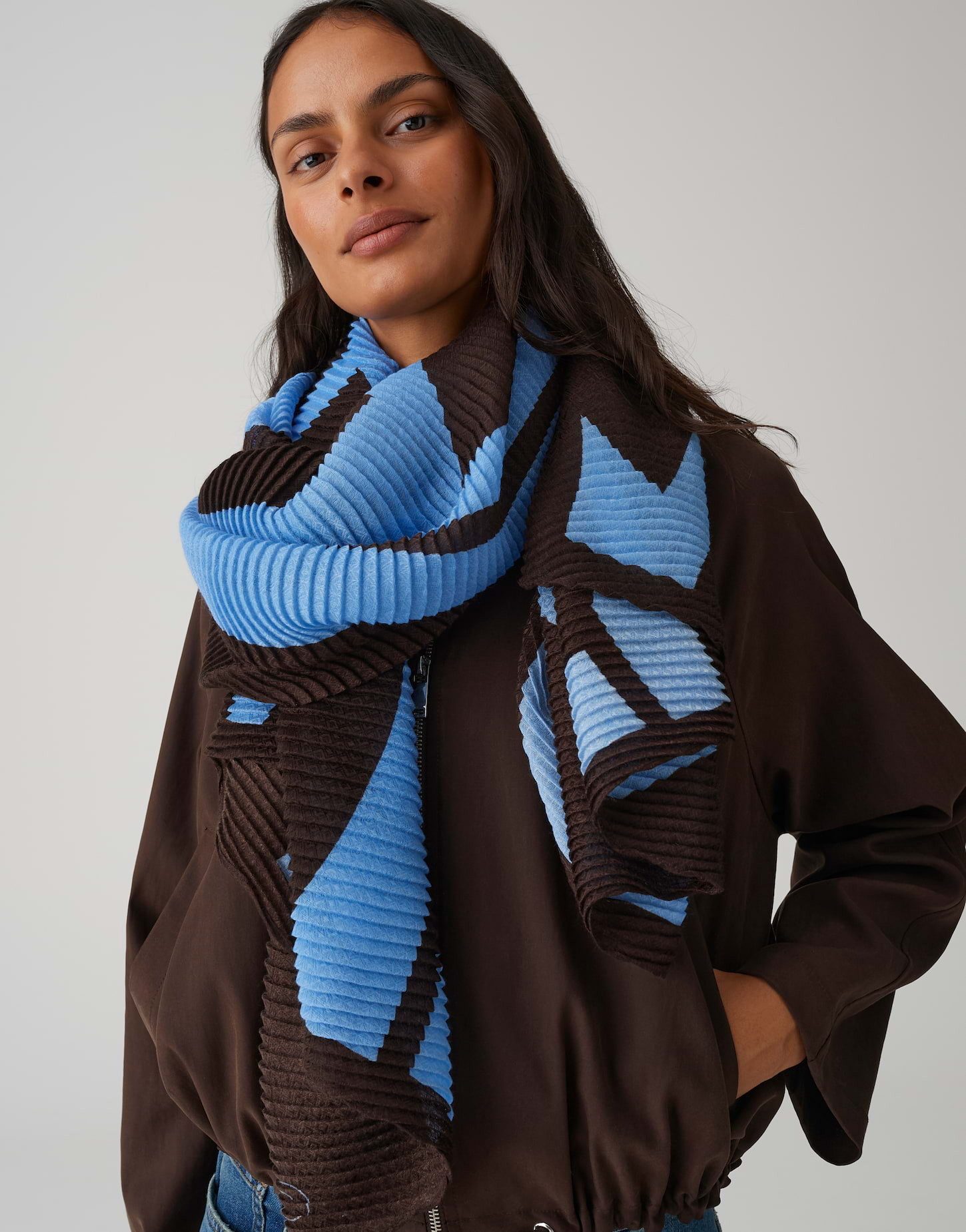 OPUS Halstuch ADONNA im Retrodesign, Rechteckig, dezente Struktur, weicher günstig online kaufen