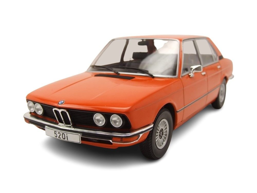 MCG Modellauto BMW 5er E12 1973 orange, Maßstab 1:18