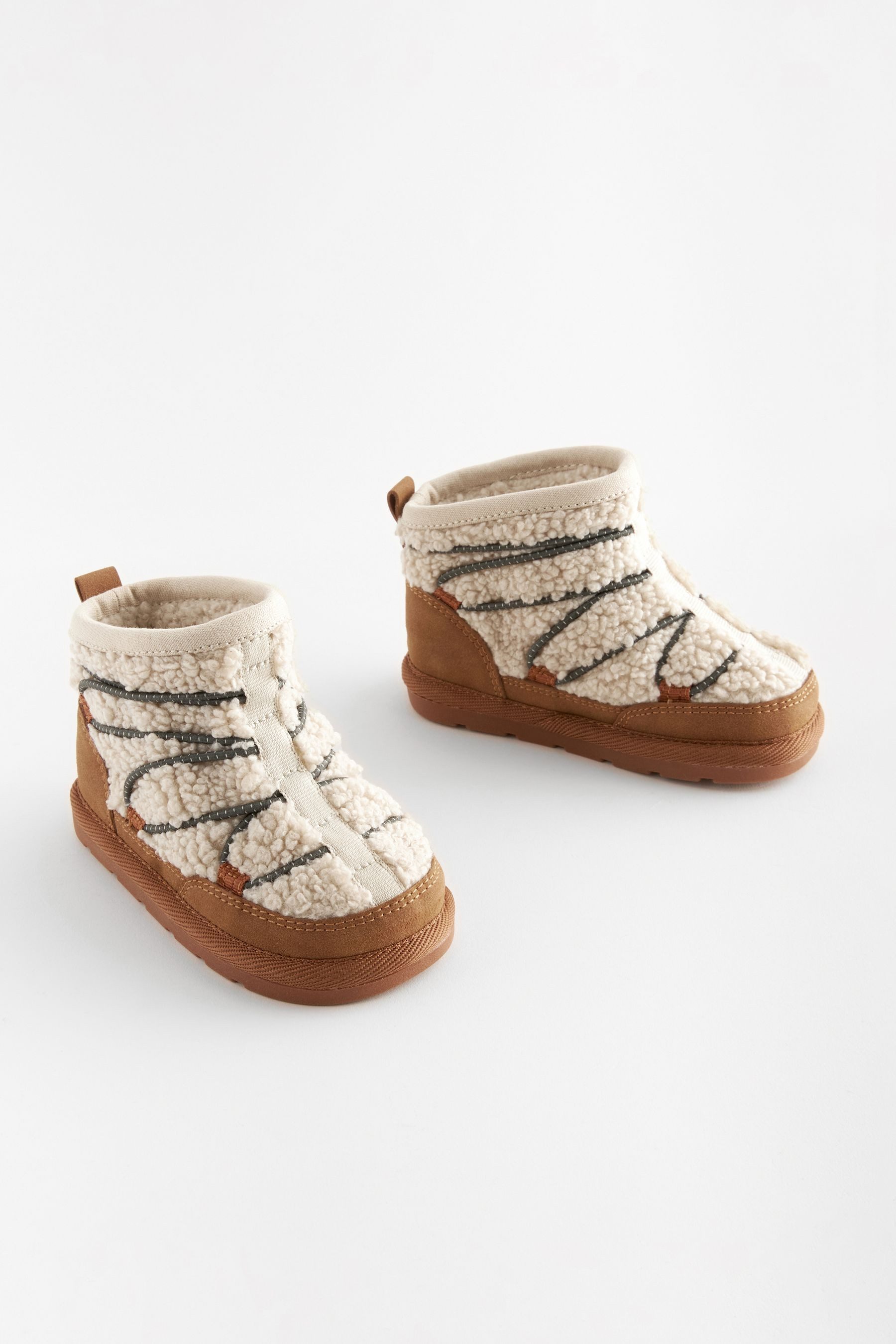 Next Bungee Stiefel aus Borg und günstig online kaufen