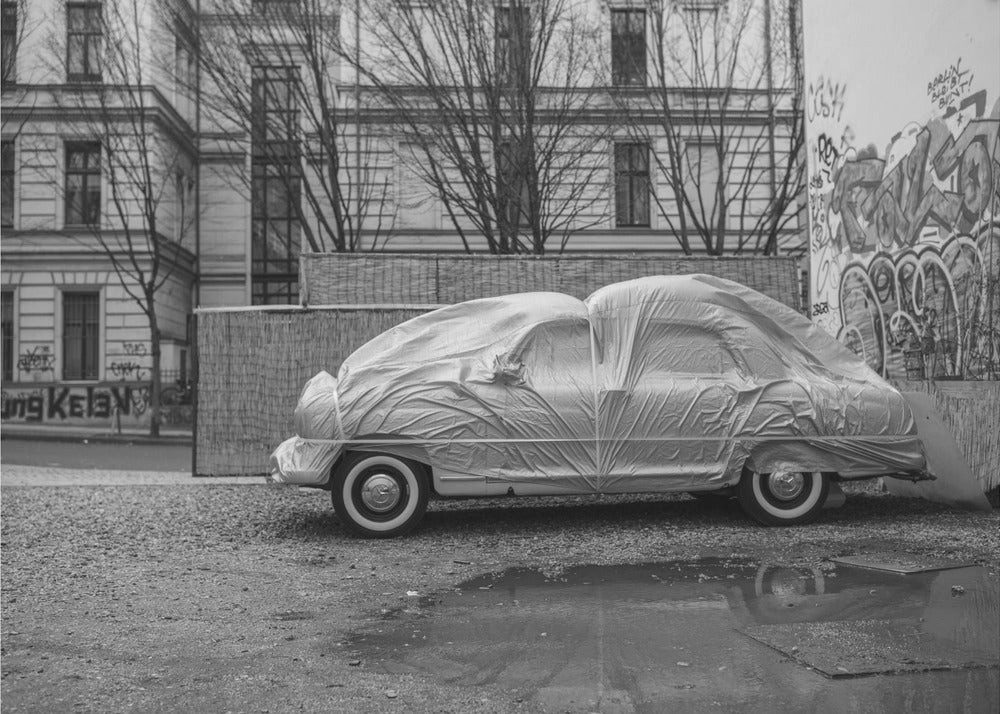 Fototapete Selbstklebend, "Flying car"