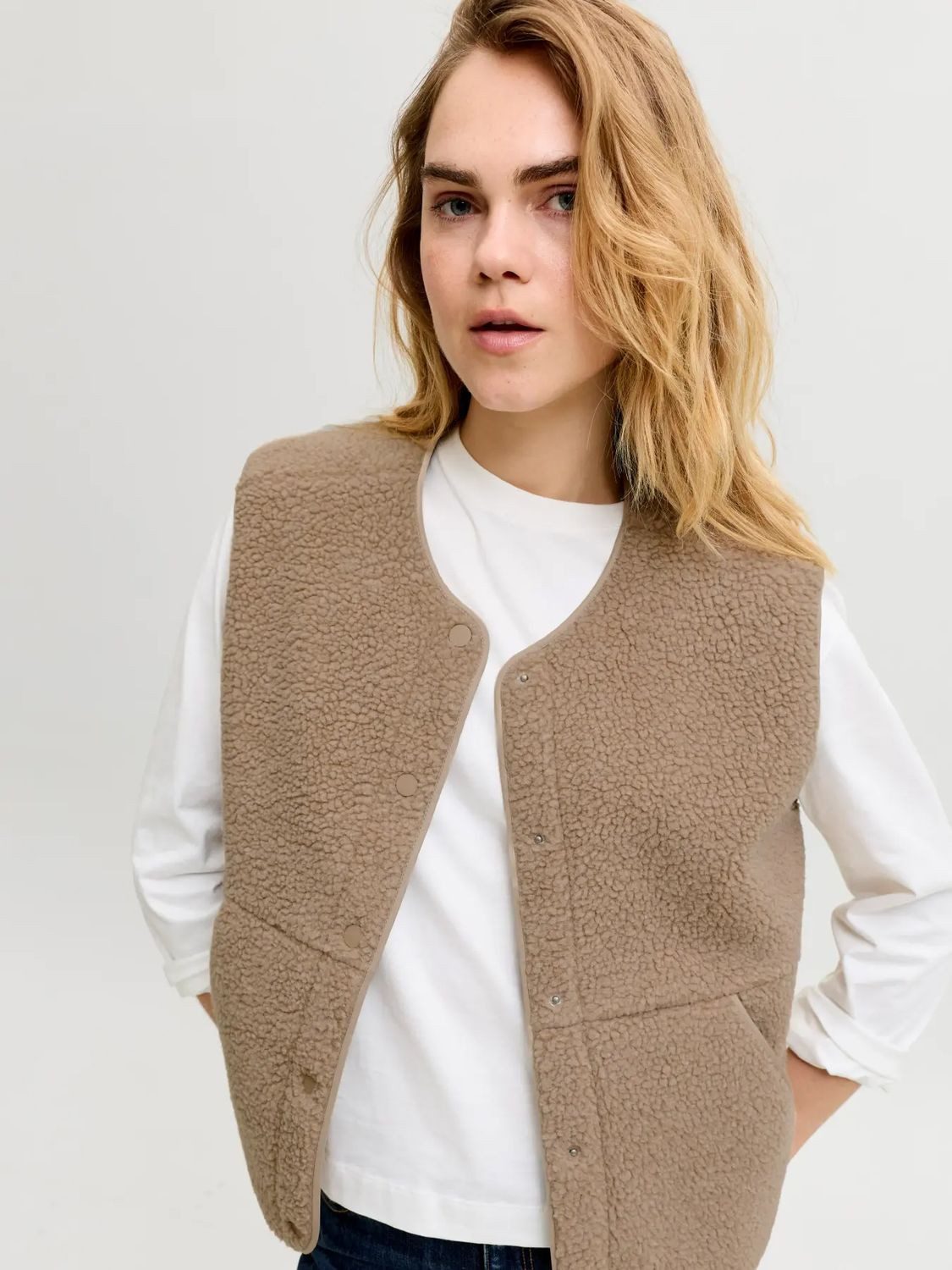 JJXX Plüschweste JXVERA (1-tlg) für einen lässigen Look in unifarben oder mit Leopardenmuster