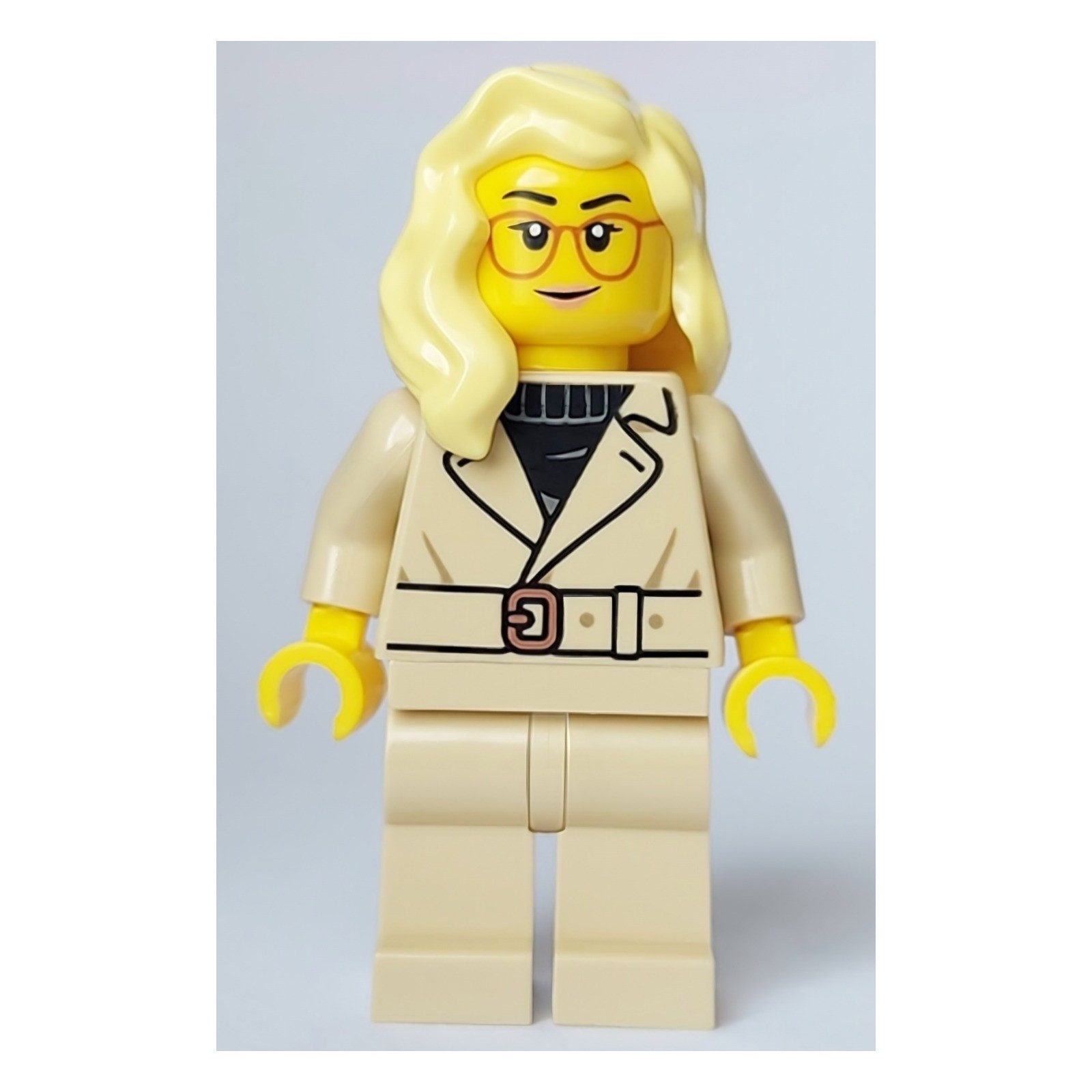 LEGO® LEGO Minifigur Tourist - Female, Tan Jacket and Legs, Bright (cty1654) Spielbausteine