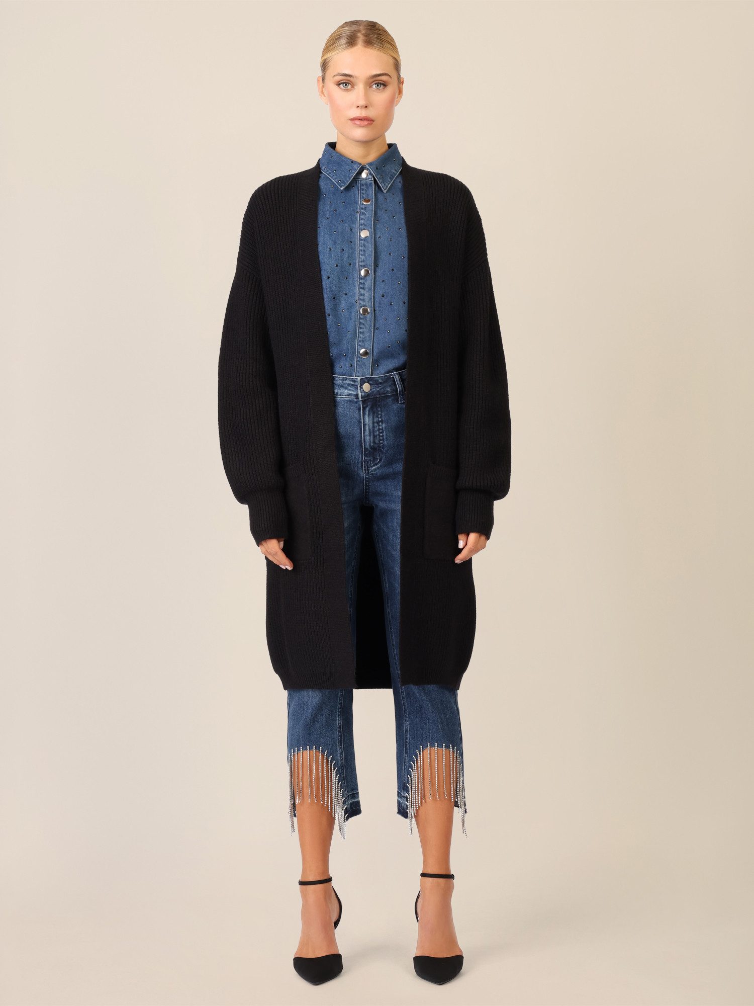 Apart Strickjacke mit aufgesetzten Taschen