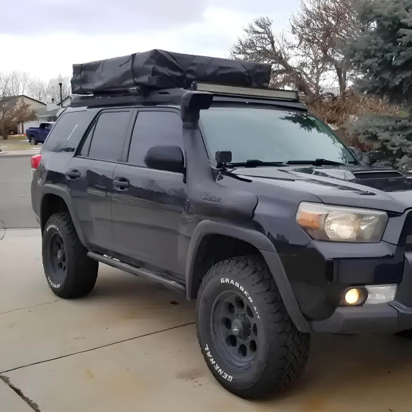 TZIpower Dachzelt Autodachzelt Softcase 2 Größen, bis zu 5 Personen Khaki/Grün Schwarz, Personen: 5