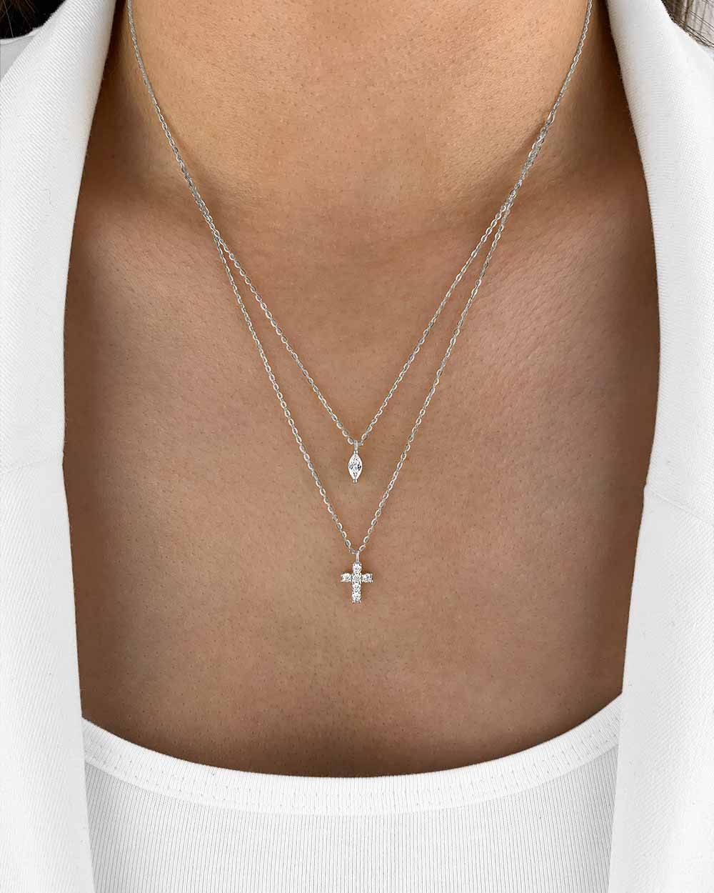 DANIEL CLIFFORD Kette mit Anhänger 'Manuelle' Damen Halskette Silber 925 Kreuz Anhänger Layering (inkl. Verpackung), hochwertige Verarbeitung und einzigartiges Design, Layering Kette