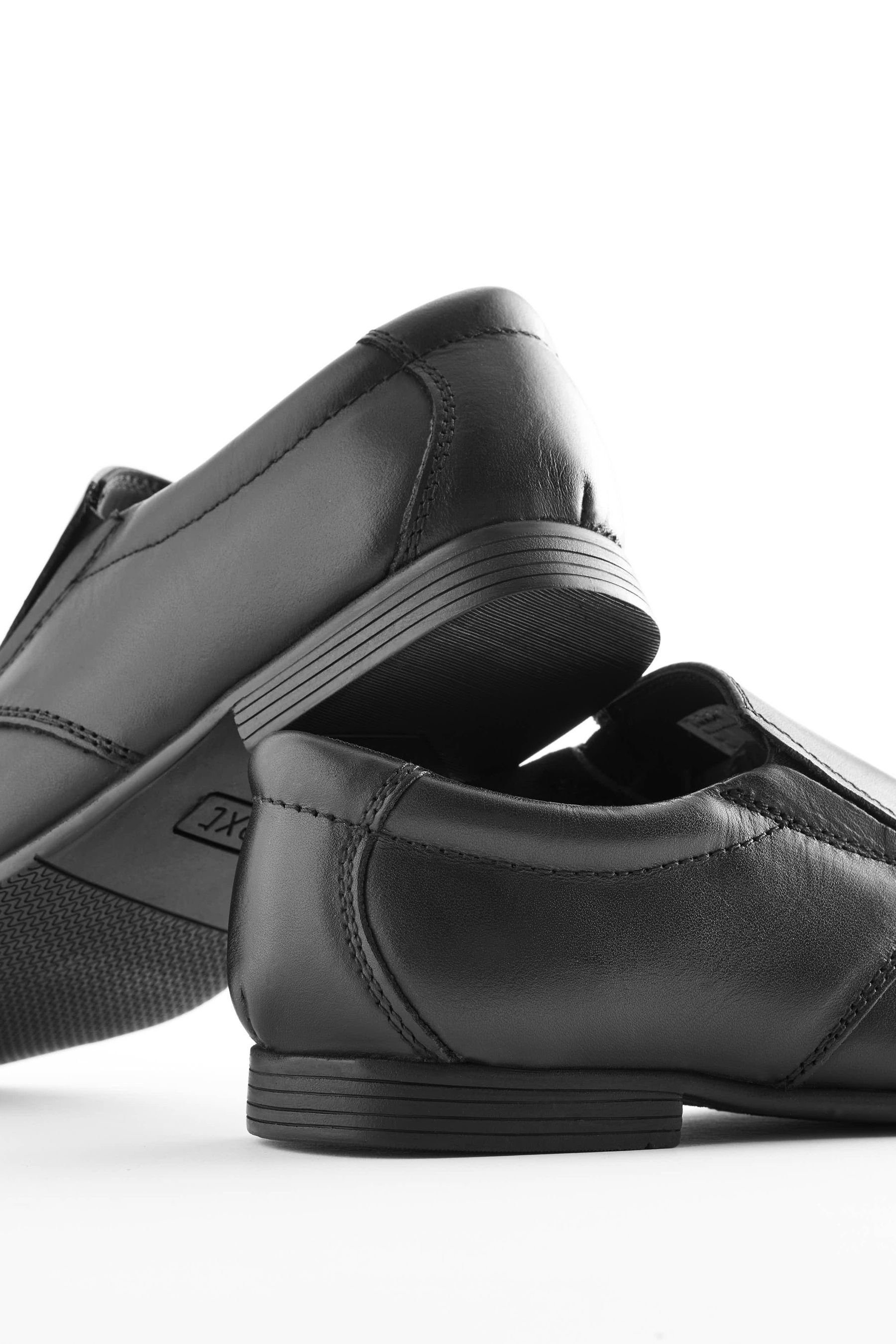 Next Loafer aus Leder für die Schule, weite Passform Loafer (1-tlg)