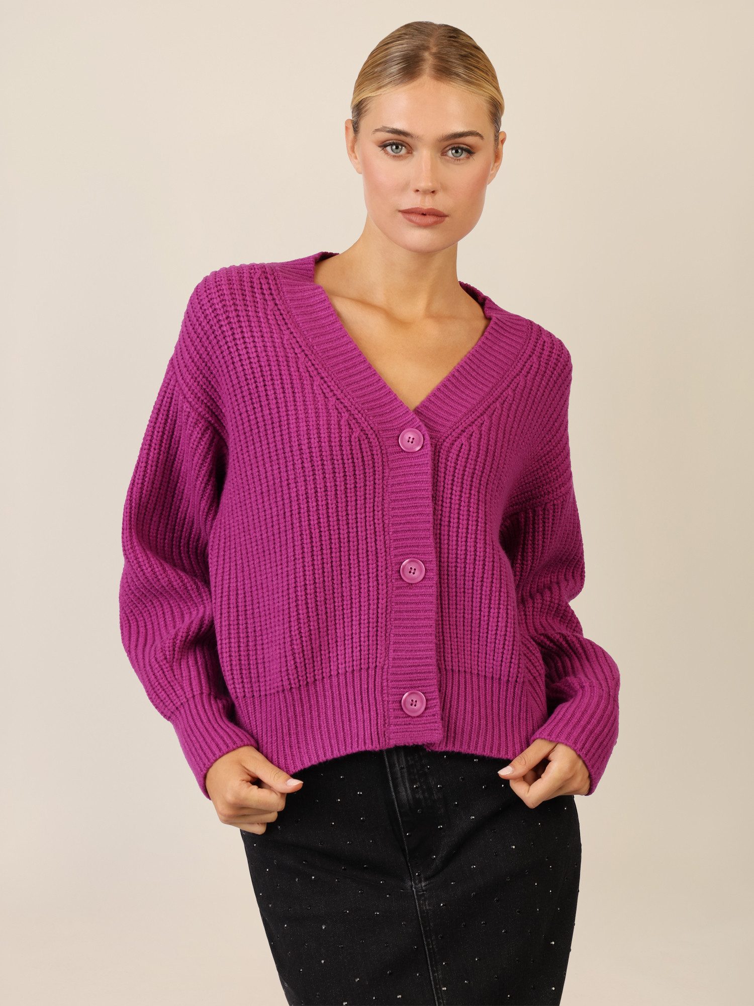 Apart Strickjacke mit Knopfleiste günstig online kaufen