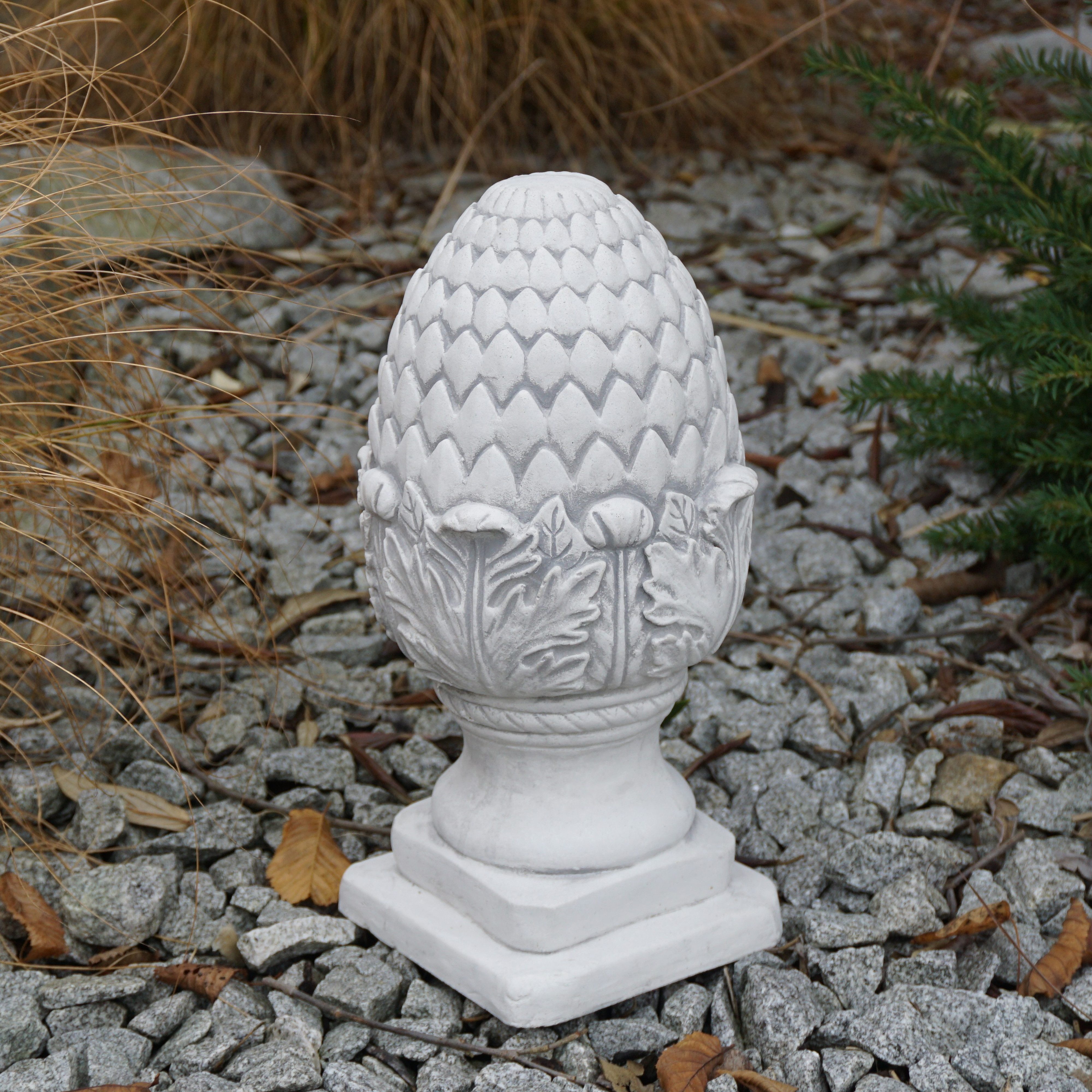 gartendekoparadies.de Gartenfigur Pinienzapfen Steinfigur Zirbelnuss, H. 32 günstig online kaufen
