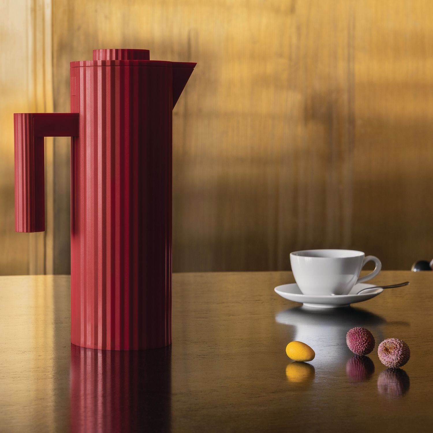 Alessi Isolierkanne Plissé Rot 1000 ml, 1 l