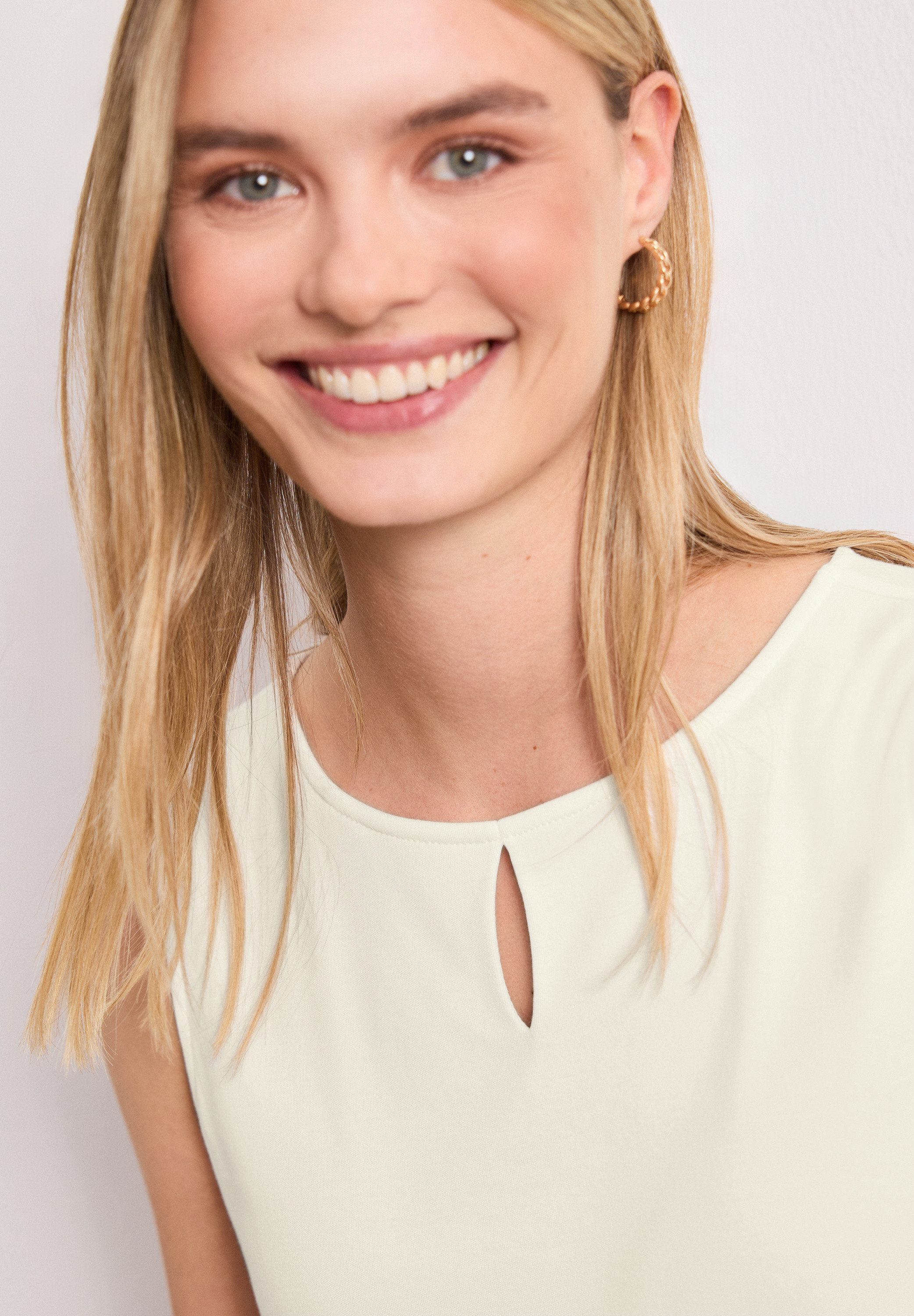 STREET ONE Shirttop und Cut-Out-Detail