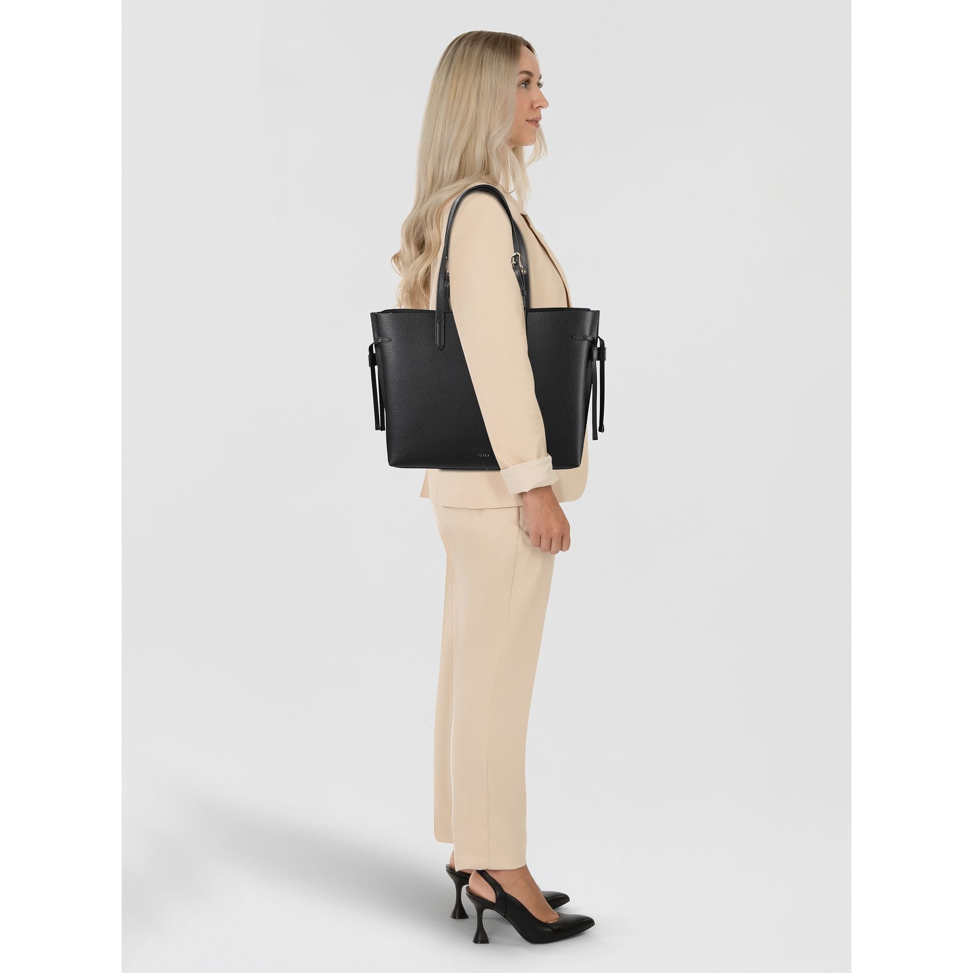 Furla Shopper Ava, Leder